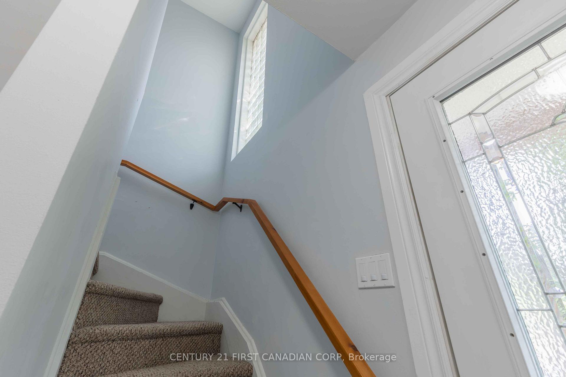 Photo 29 of 17 Carfrae Crescent, London, South F — HOMEH