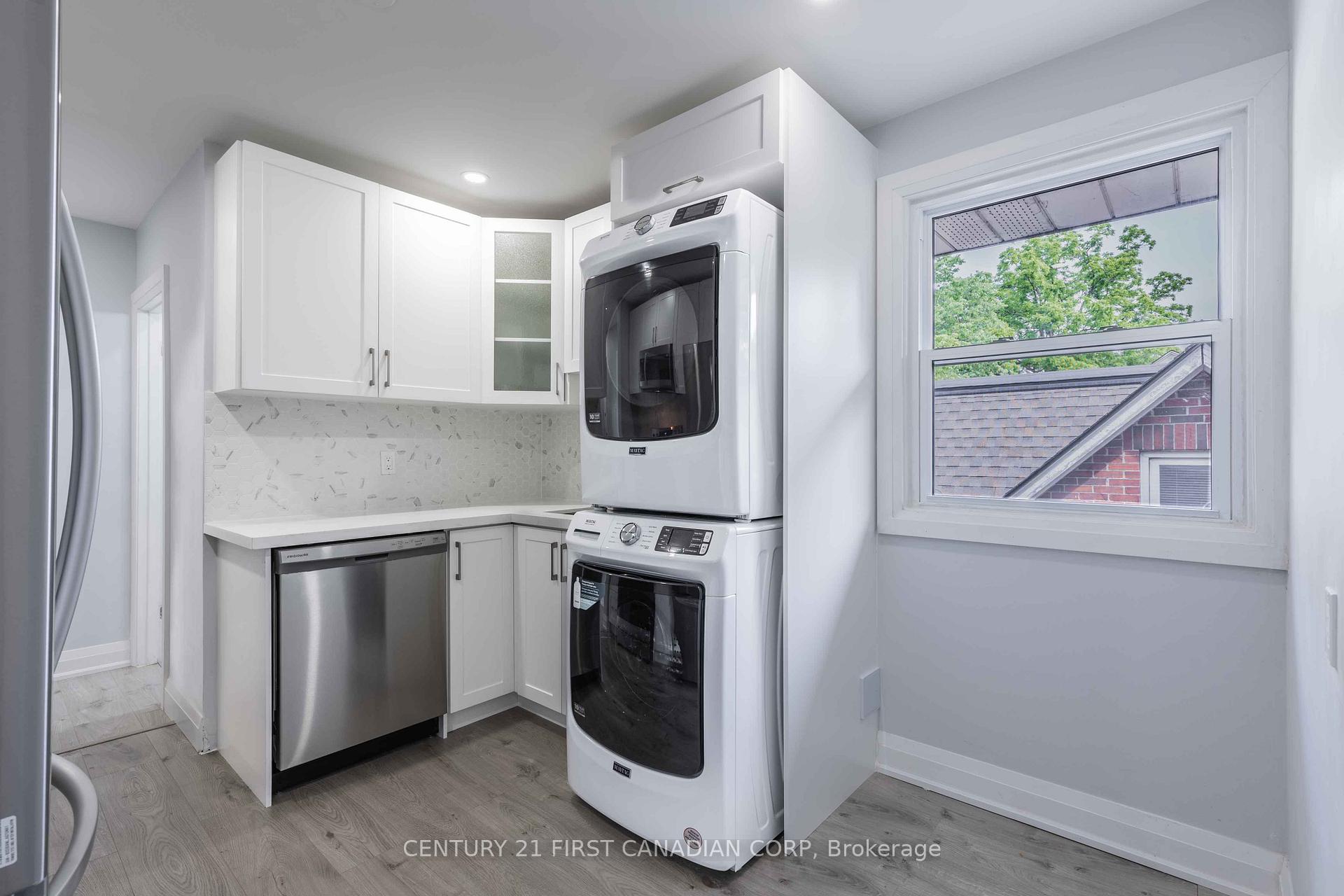 Photo 32 of 17 Carfrae Crescent, London, South F — HOMEH