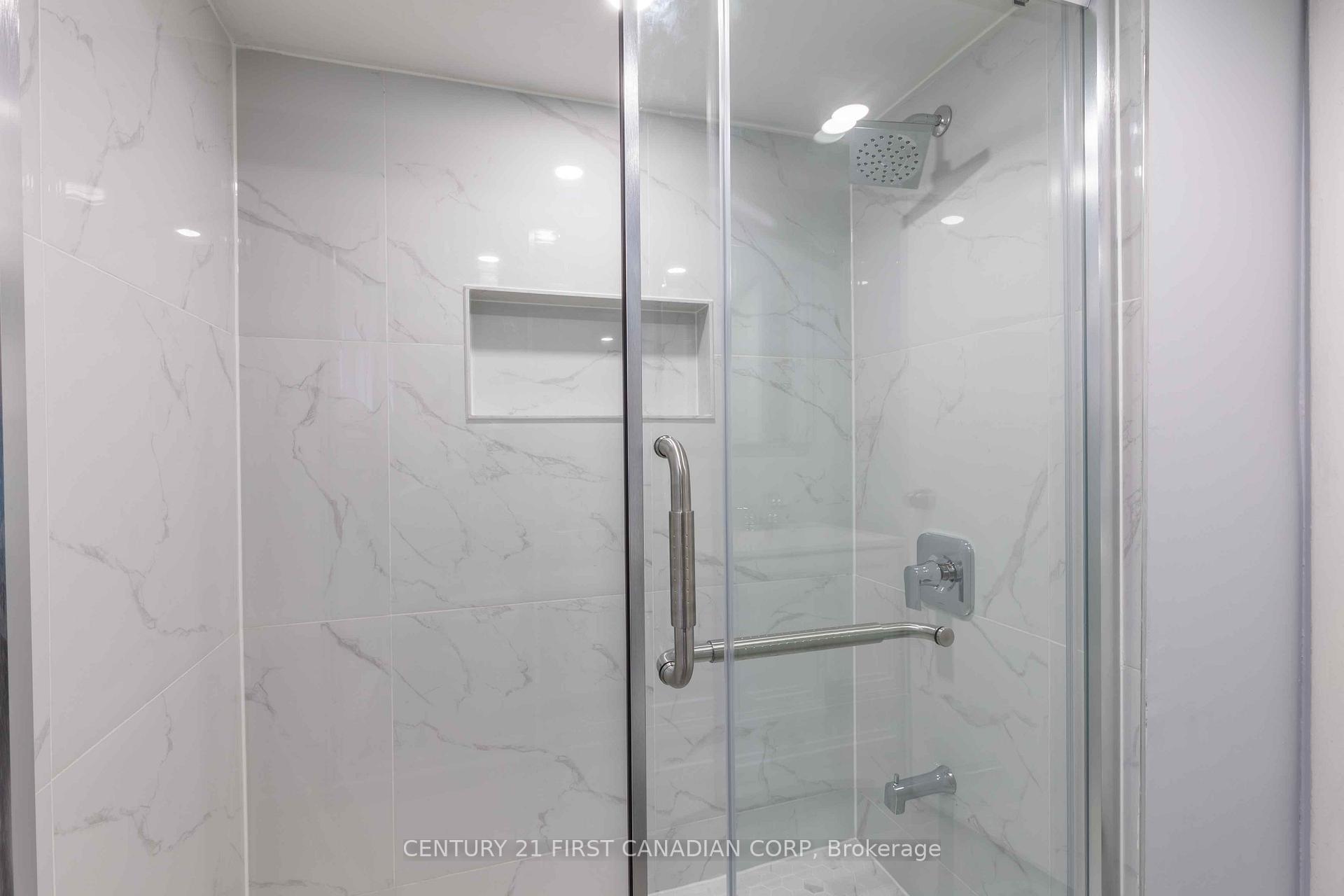 Photo 43 of 17 Carfrae Crescent, London, South F — HOMEH