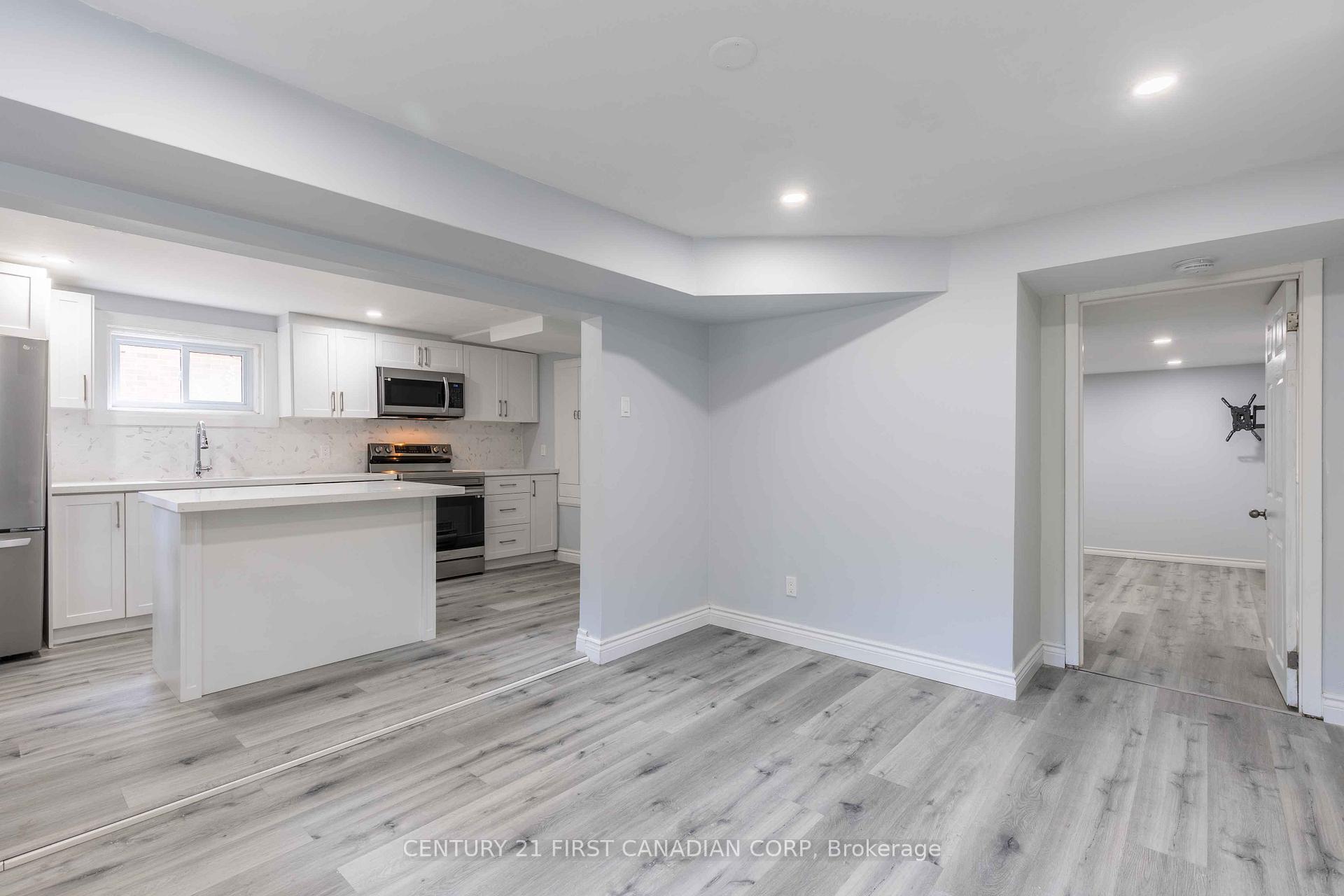 Photo 51 of 17 Carfrae Crescent, London, South F — HOMEH