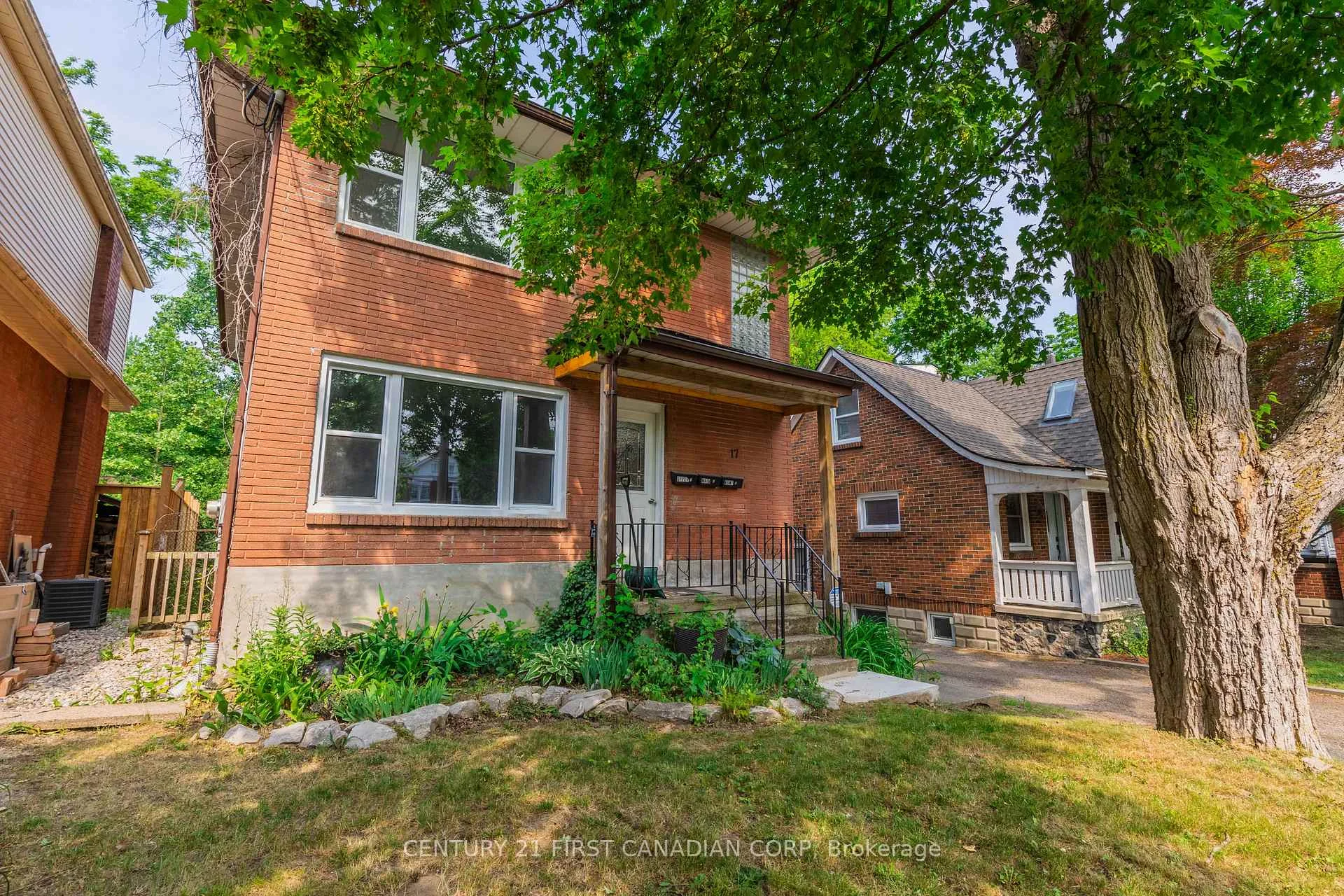 Photo 4 of 17 Carfrae Crescent, London, South F — HOMEH