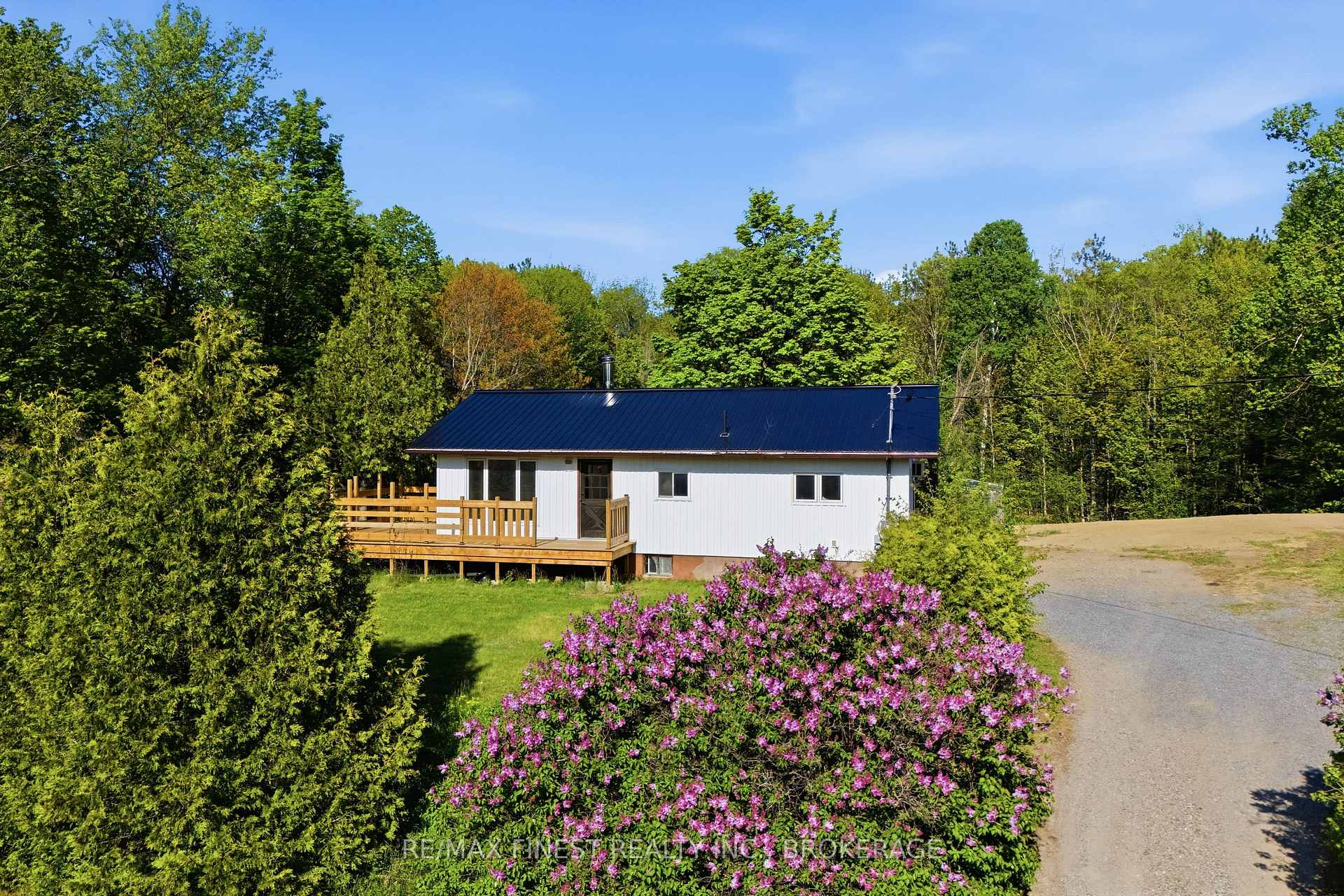 Photo 2 of 12452 Road 38, Frontenac, Frontenac South — HOMEH
