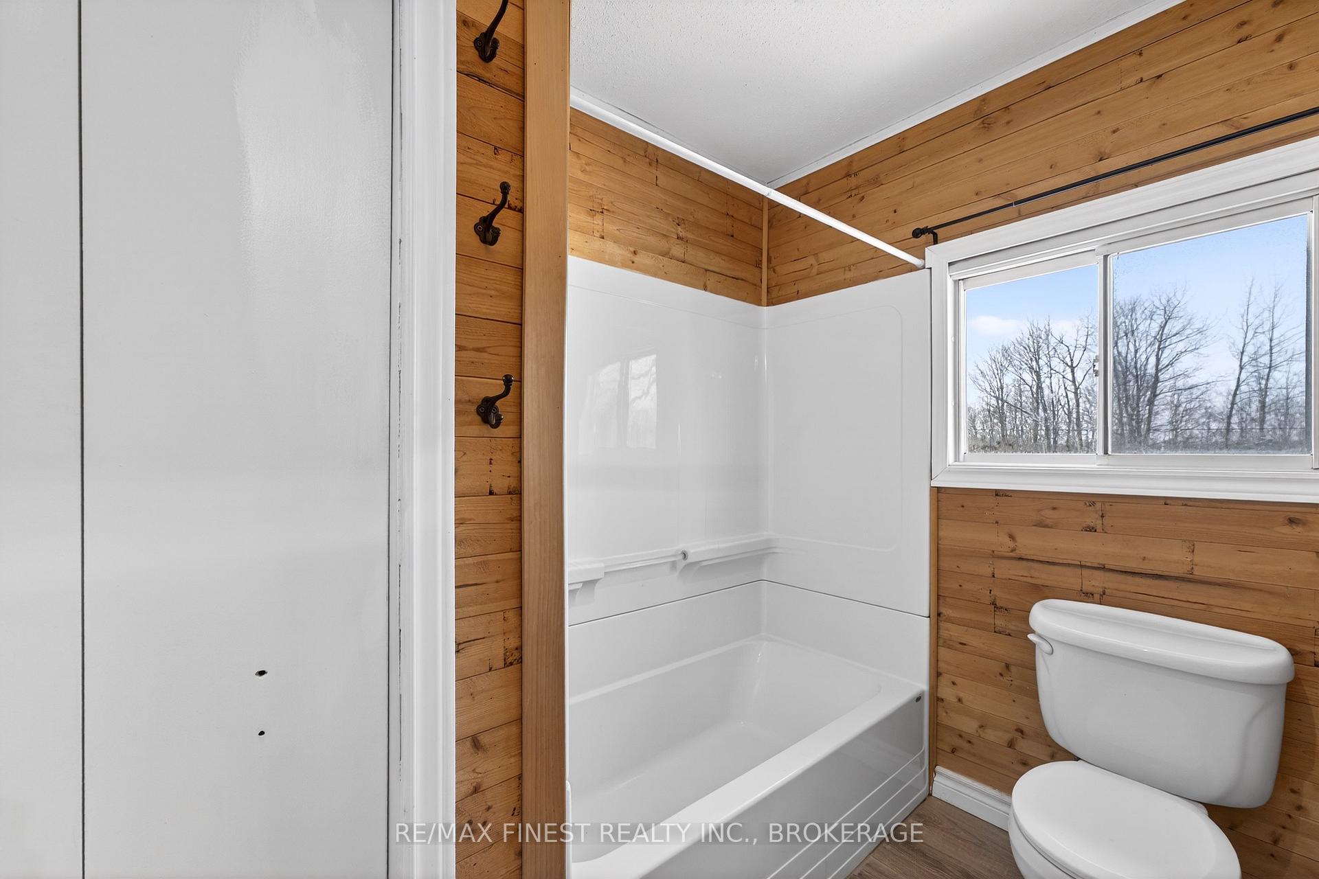 Photo 16 of 12452 Road 38, Frontenac, Frontenac South — HOMEH