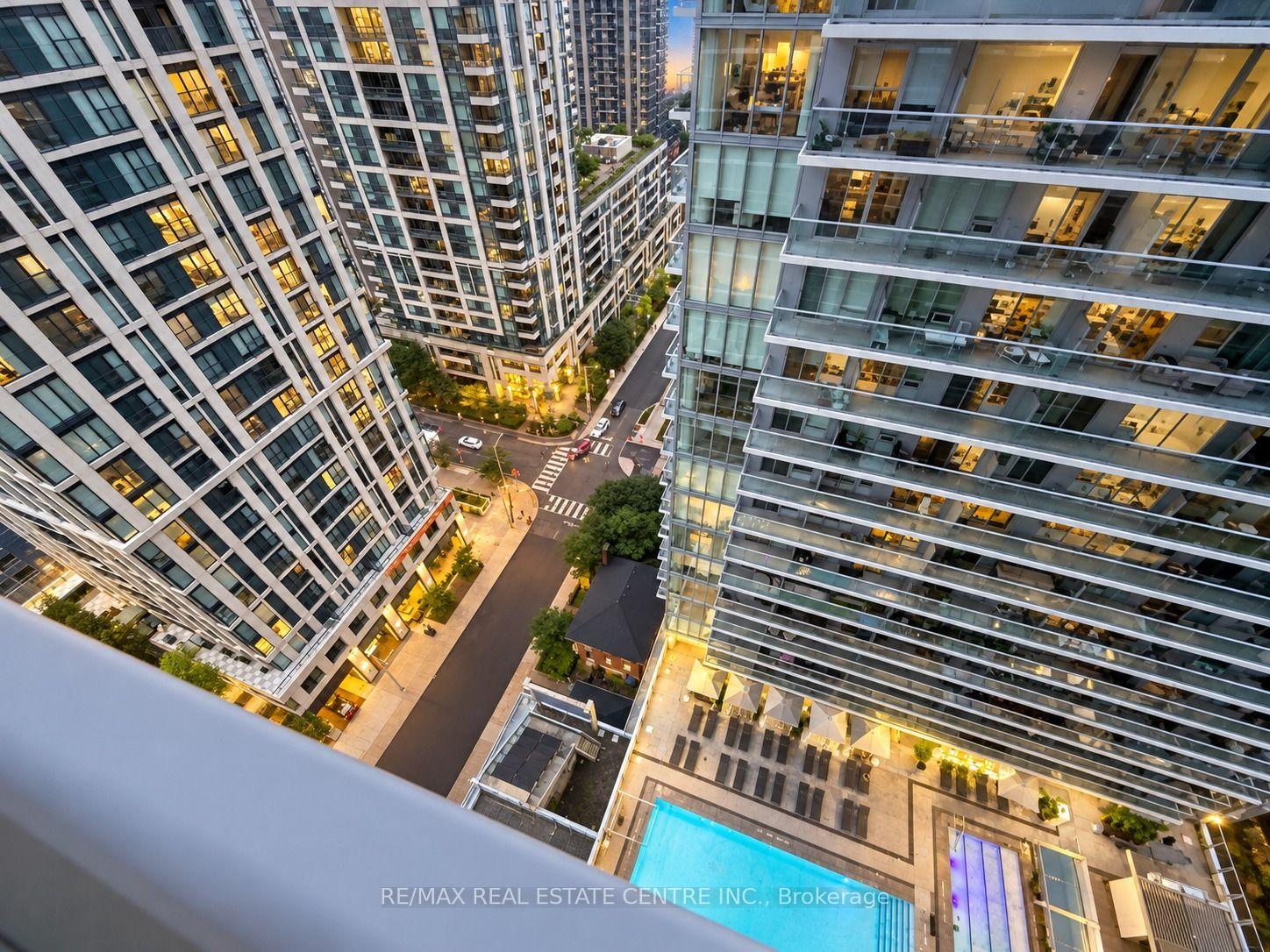 Photo 17 of Unit 2714, 195 Redpath Avenue, Toronto, Mount Pleasant East — HOMEH