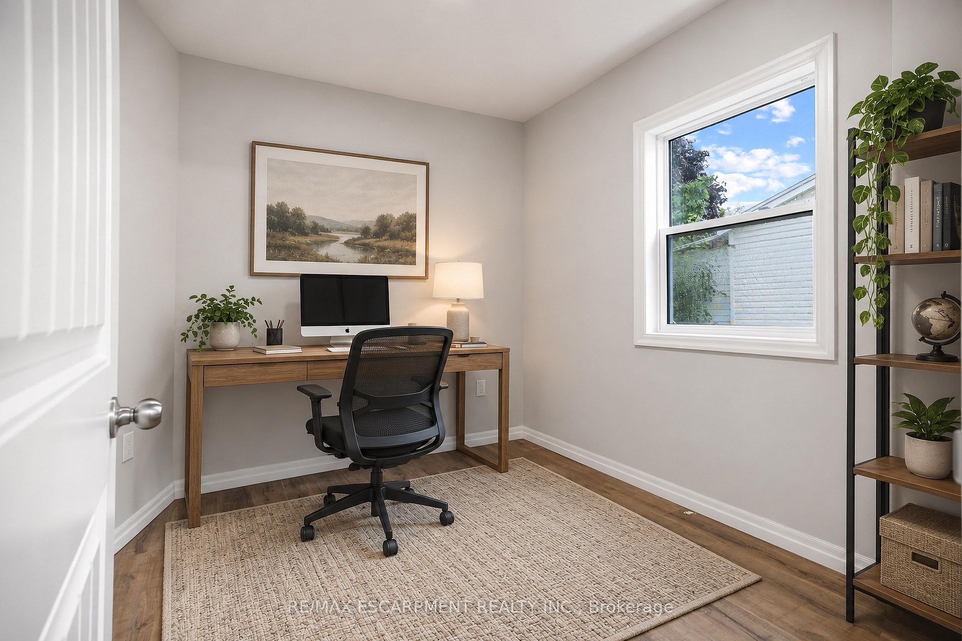 Photo 2 of Unit MAIN, 35 Inkerman Street, St. Thomas — HOMEH