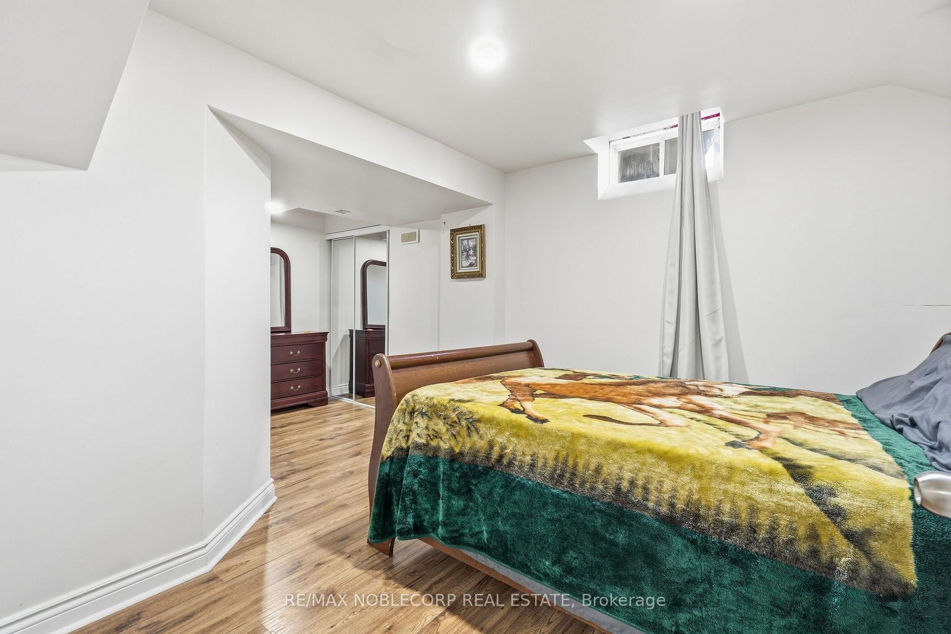 Photo 24 of 88 Humbershed Crescent, Caledon, Bolton West — HOMEH