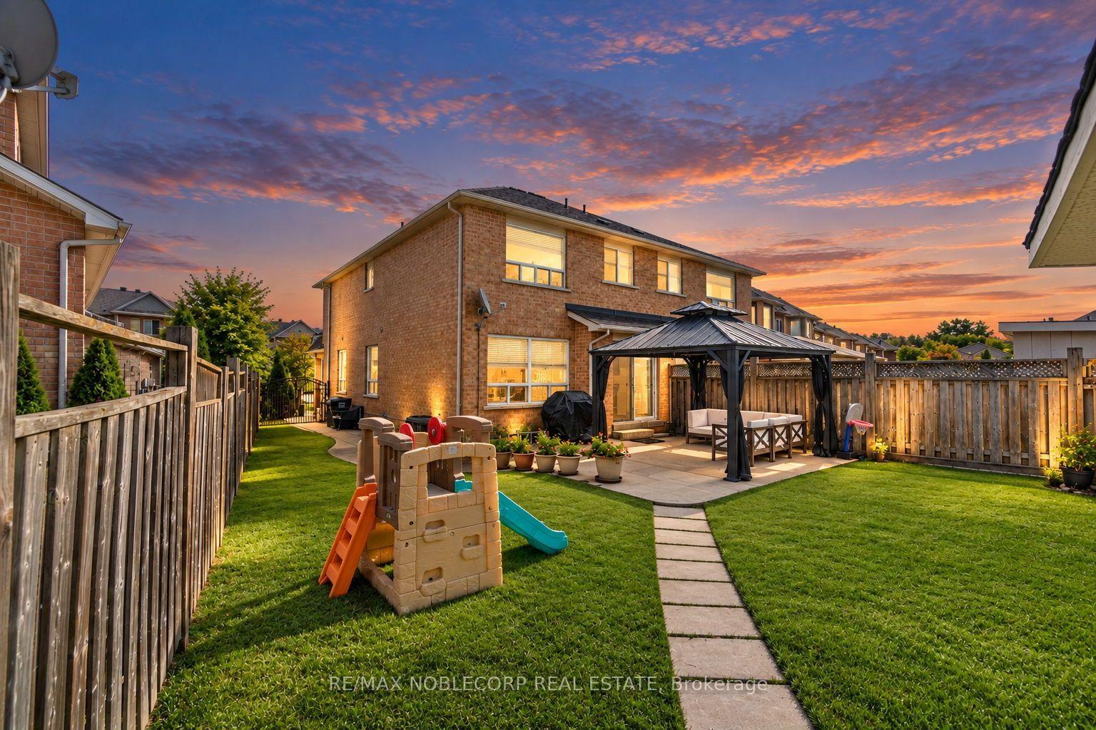 Photo 27 of 88 Humbershed Crescent, Caledon, Bolton West — HOMEH