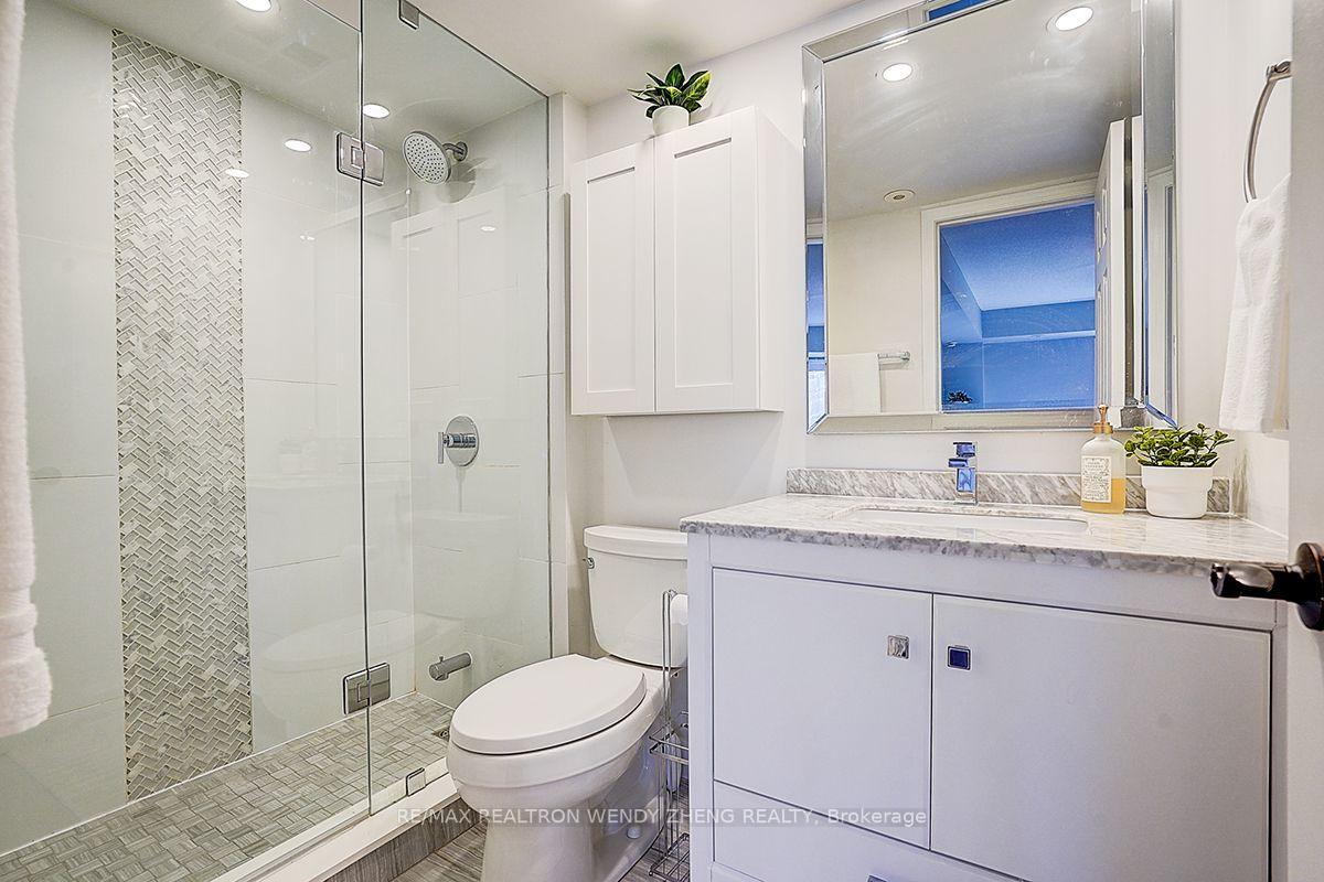 Photo 26 of 88 Louisbourg Way, Markham, Greensborough — HOMEH