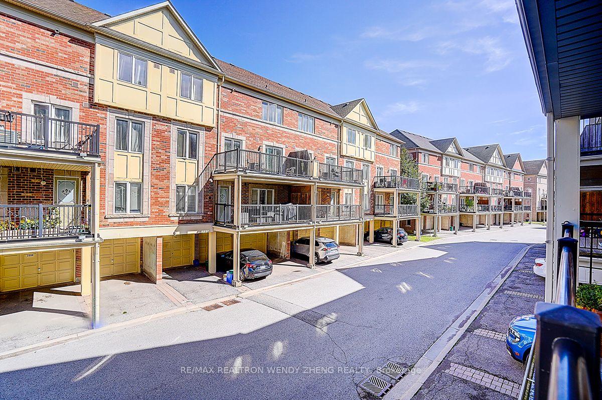 Photo 37 of 88 Louisbourg Way, Markham, Greensborough — HOMEH
