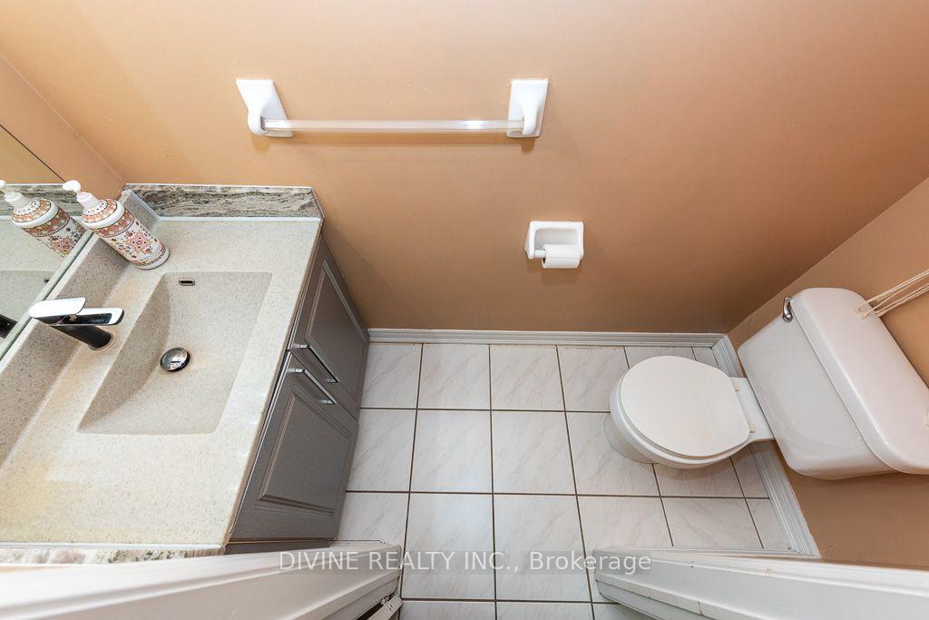 Photo 21 of 4911 Maxine Place, Mississauga, Hurontario — HOMEH