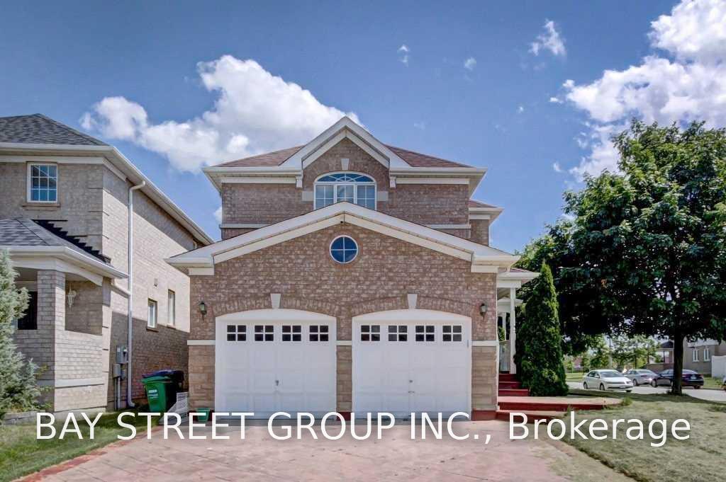 Photo 1 of Unit Upper, 45 Whitewash Way, Brampton, Fletcher's Creek Village — HOMEH