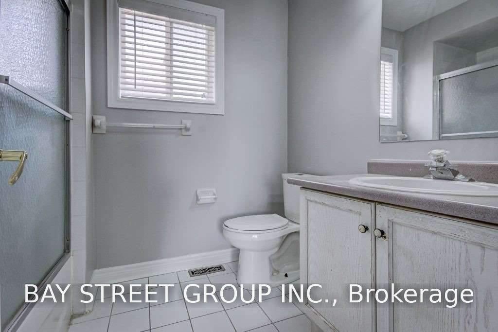 Photo 14 of Unit Upper, 45 Whitewash Way, Brampton, Fletcher's Creek Village — HOMEH