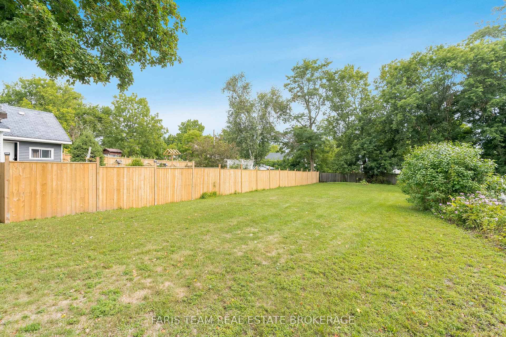 Photo 4 of 305 Ouida Street, Tay, Waubaushene — HOMEH