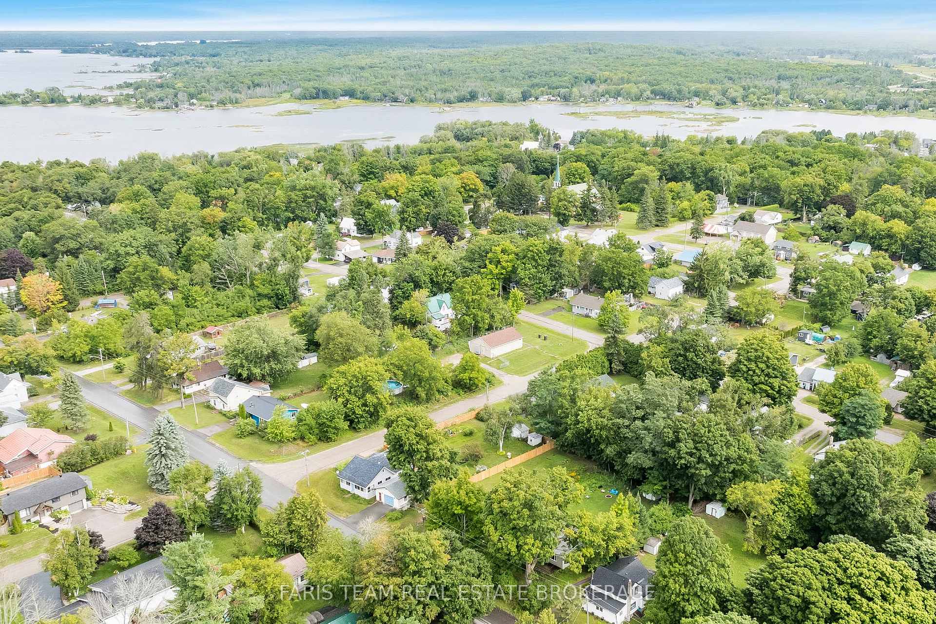 Photo 9 of 305 Ouida Street, Tay, Waubaushene — HOMEH