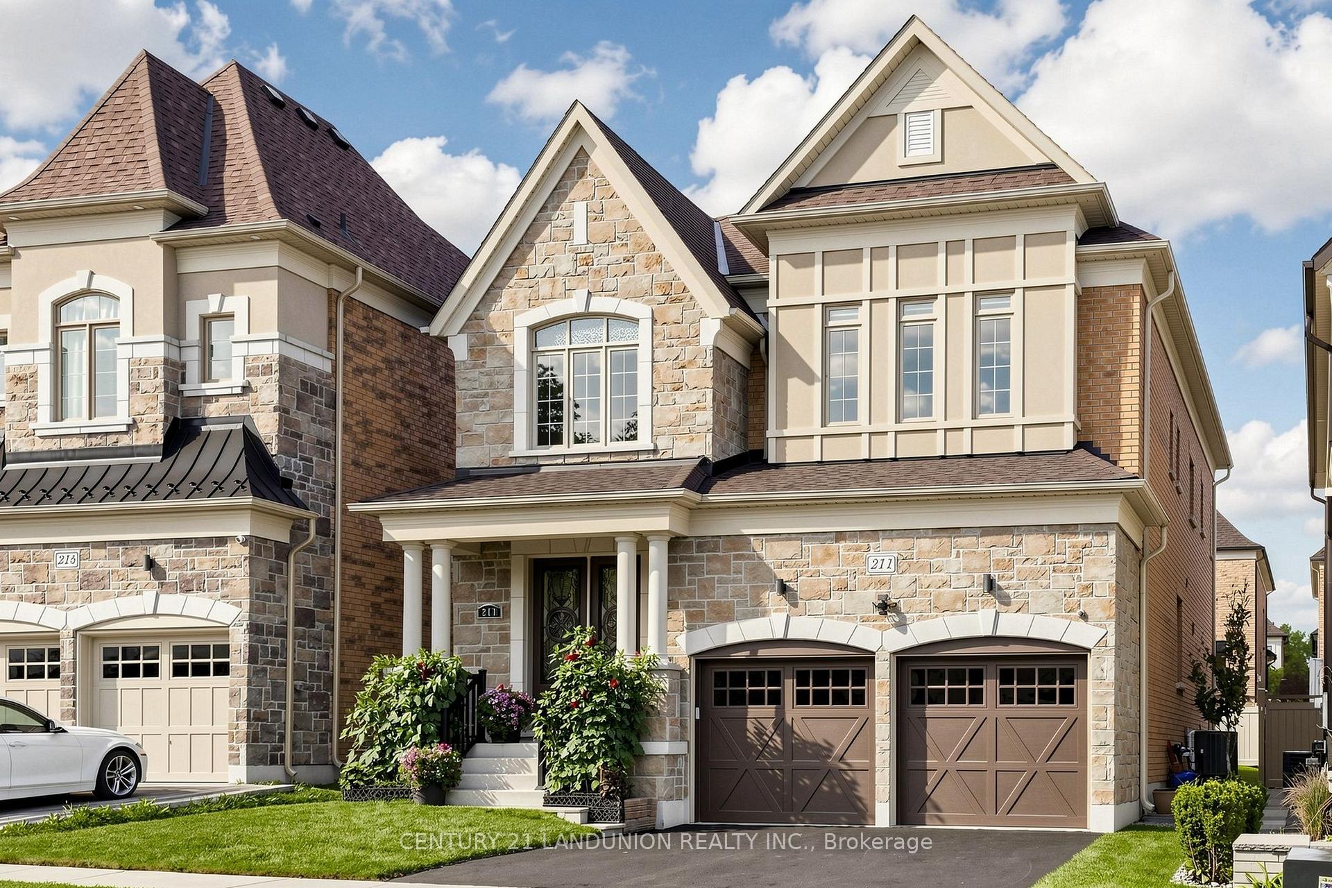 Photo 4 of 211 Touch Gold Crescent, Aurora, Bayview Southeast — HOMEH