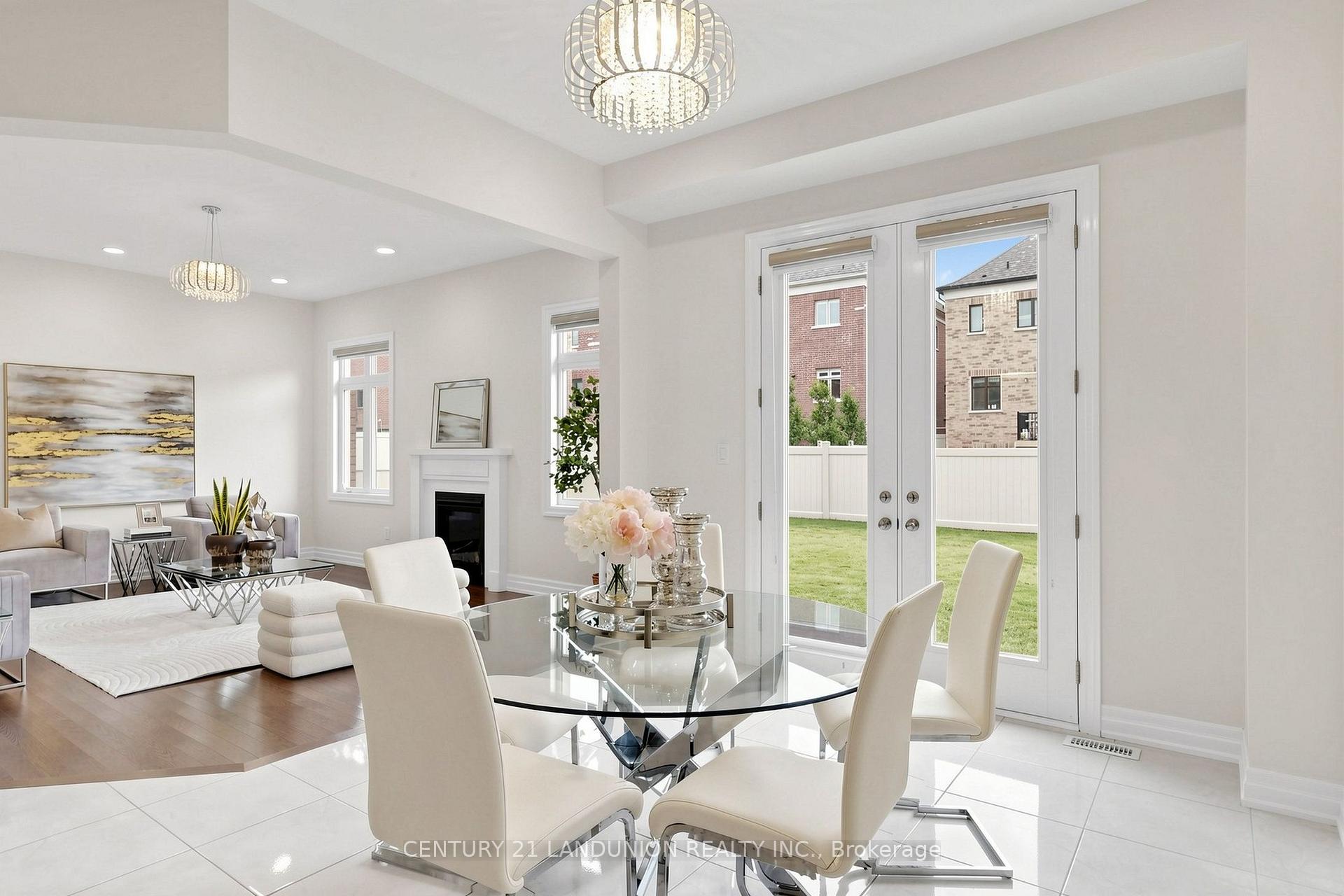 Photo 19 of 211 Touch Gold Crescent, Aurora, Bayview Southeast — HOMEH
