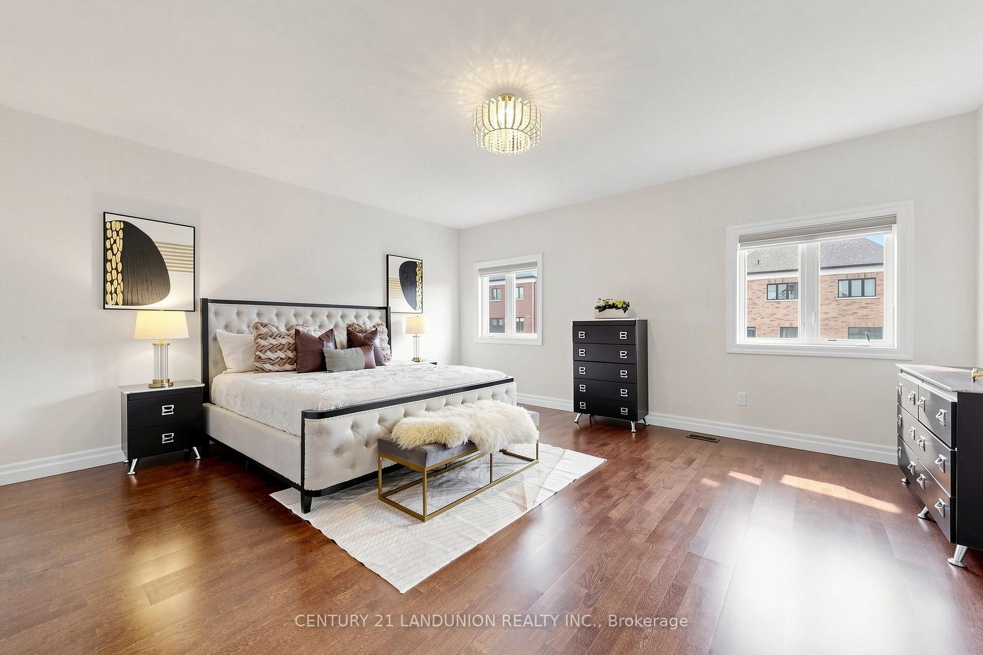 Photo 27 of 211 Touch Gold Crescent, Aurora, Bayview Southeast — HOMEH
