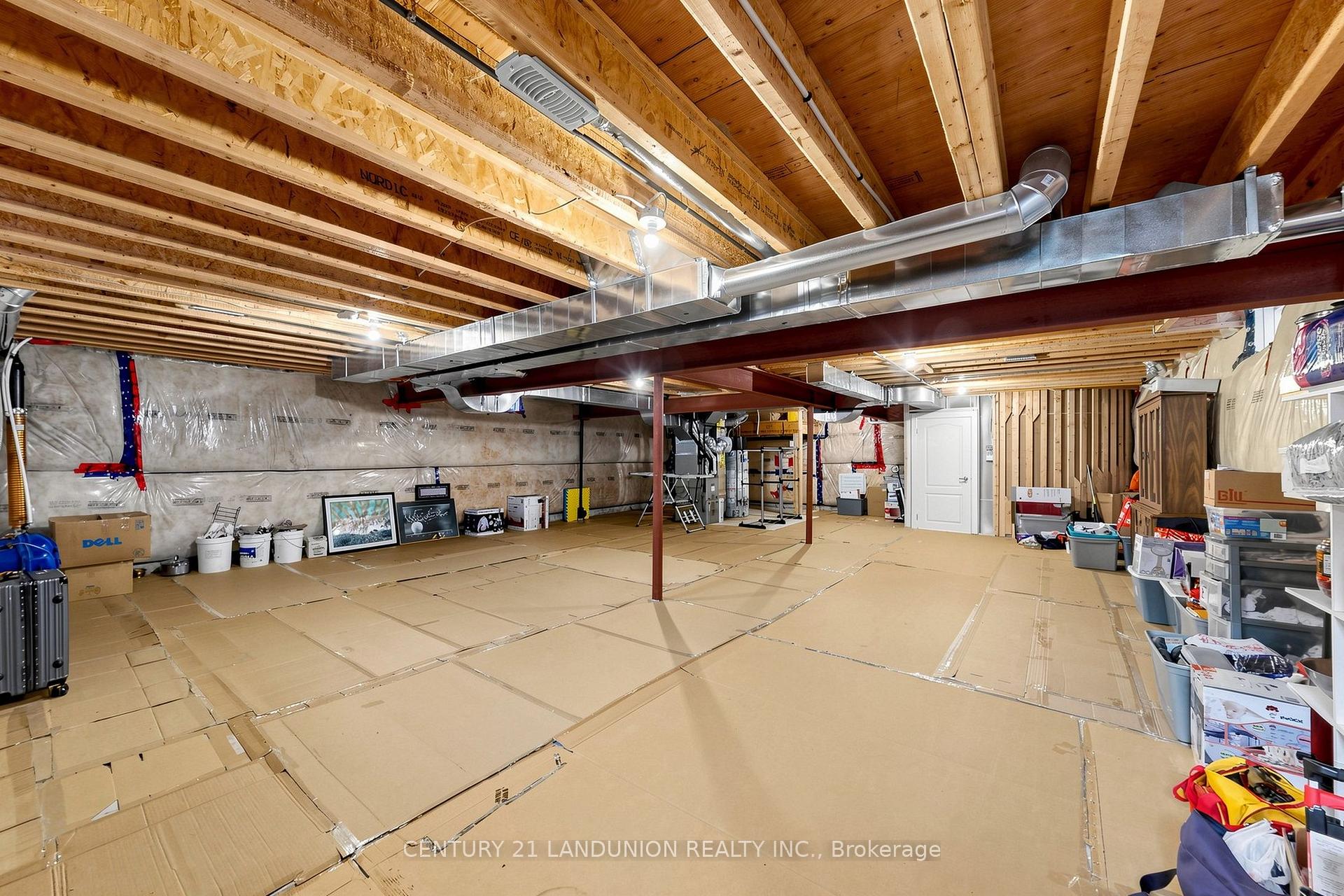 Photo 47 of 211 Touch Gold Crescent, Aurora, Bayview Southeast — HOMEH