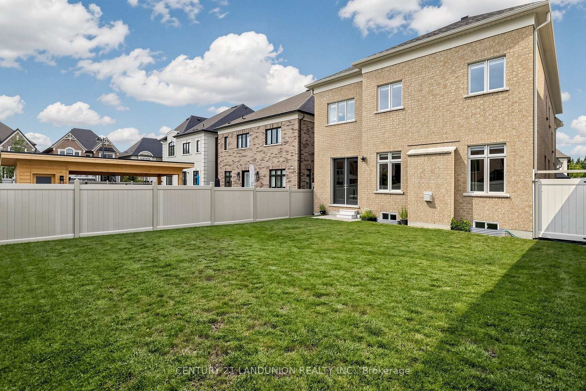 Photo 49 of 211 Touch Gold Crescent, Aurora, Bayview Southeast — HOMEH