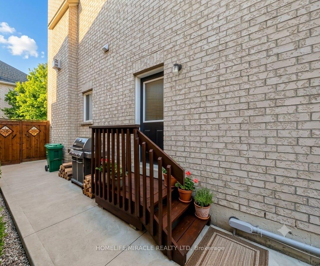 Photo 20 of 20 Addiscott Street, Brampton, Sandringham-Wellington — HOMEH