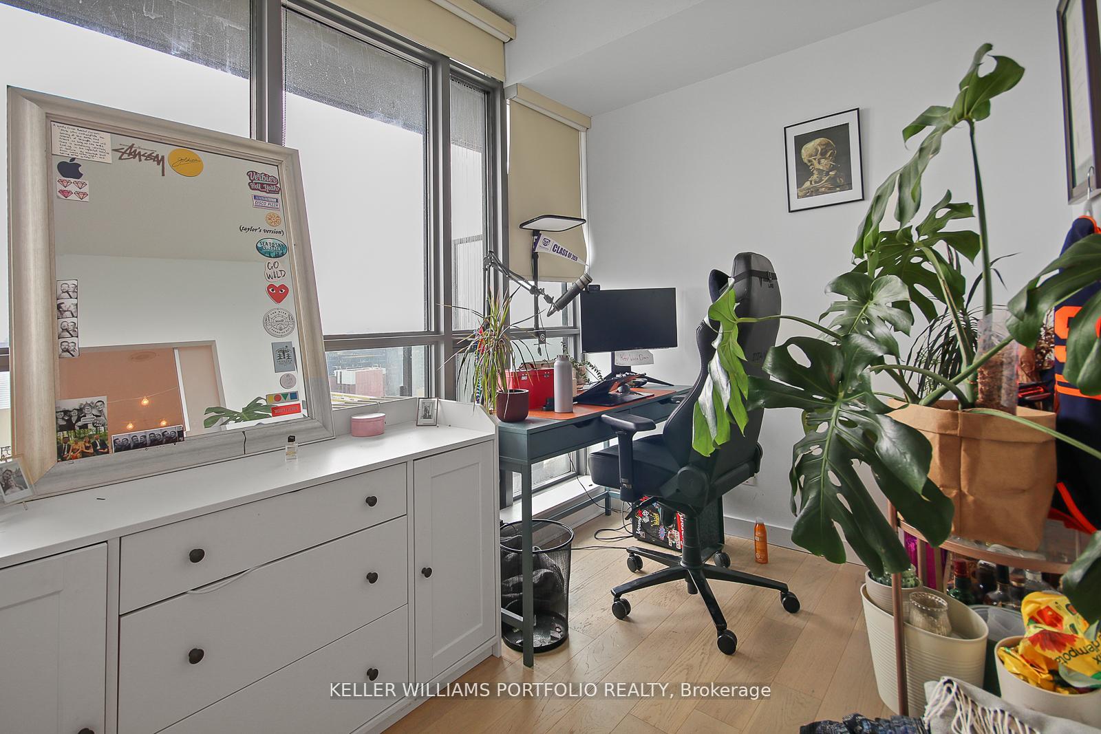 Photo 20 of Unit 2209, 8 Charlotte Street, Toronto, Waterfront Communities — HOMEH