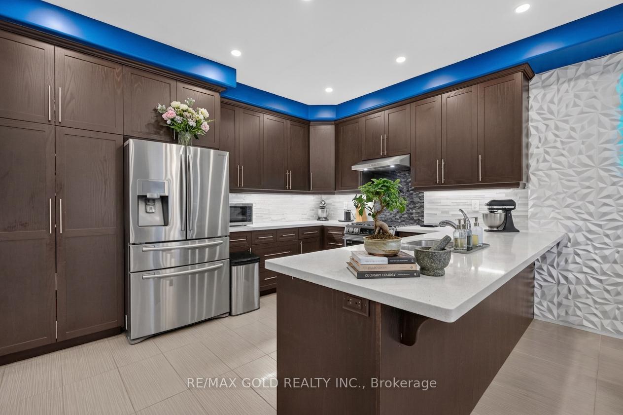 Photo 14 of 56 Chamomile Drive, Hamilton, Eleanor — HOMEH