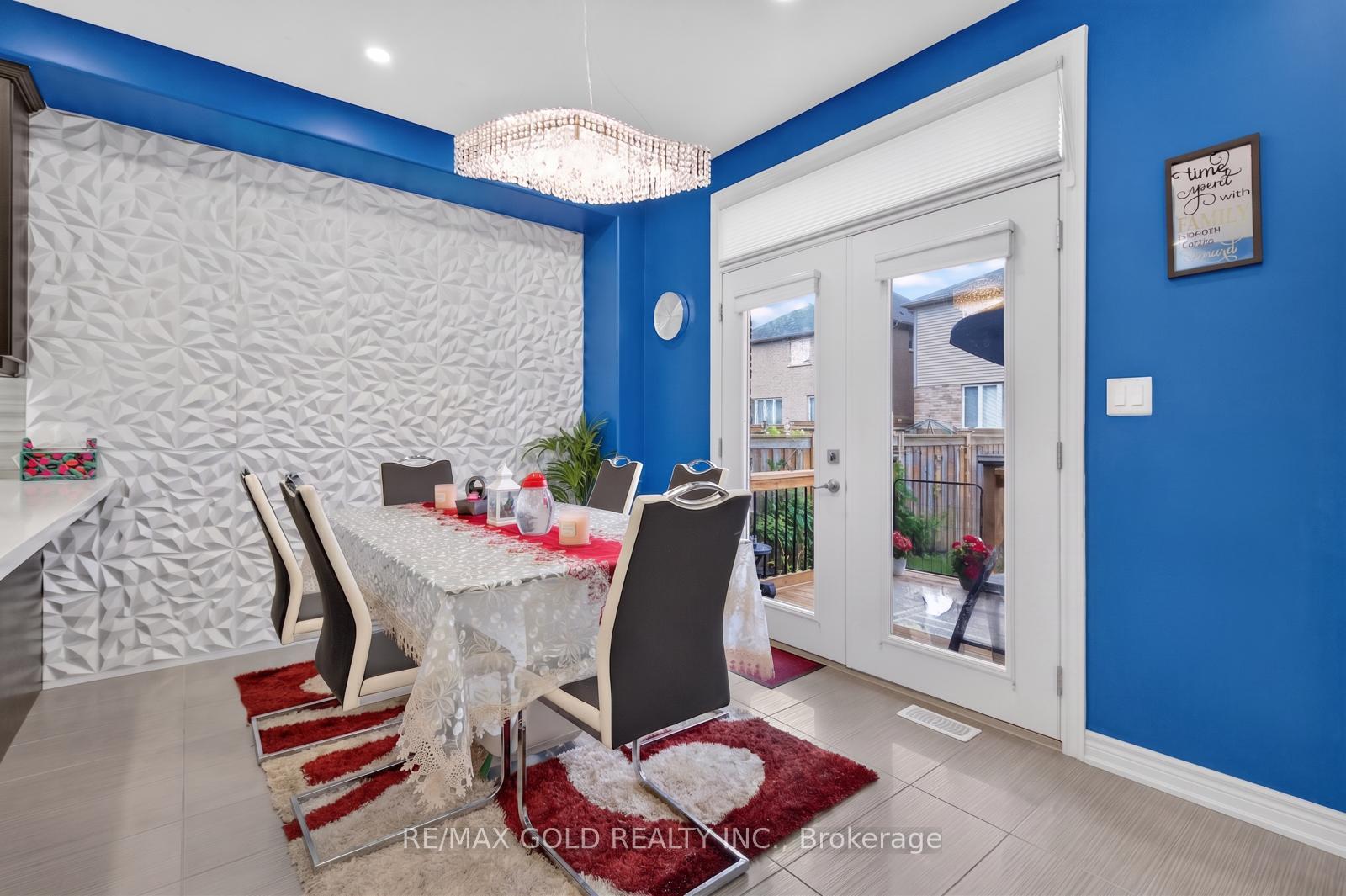Photo 18 of 56 Chamomile Drive, Hamilton, Eleanor — HOMEH