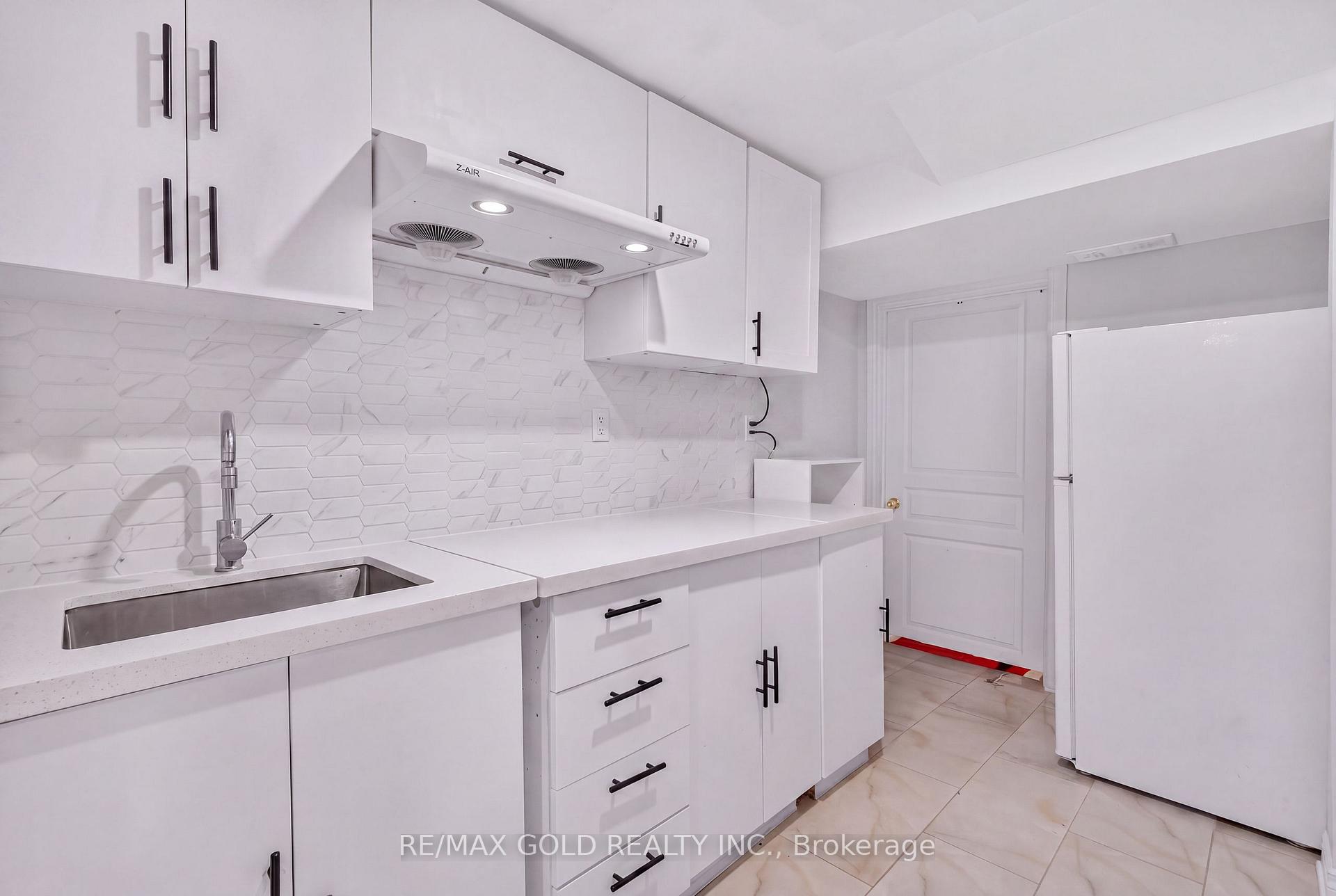 Photo 40 of 56 Chamomile Drive, Hamilton, Eleanor — HOMEH