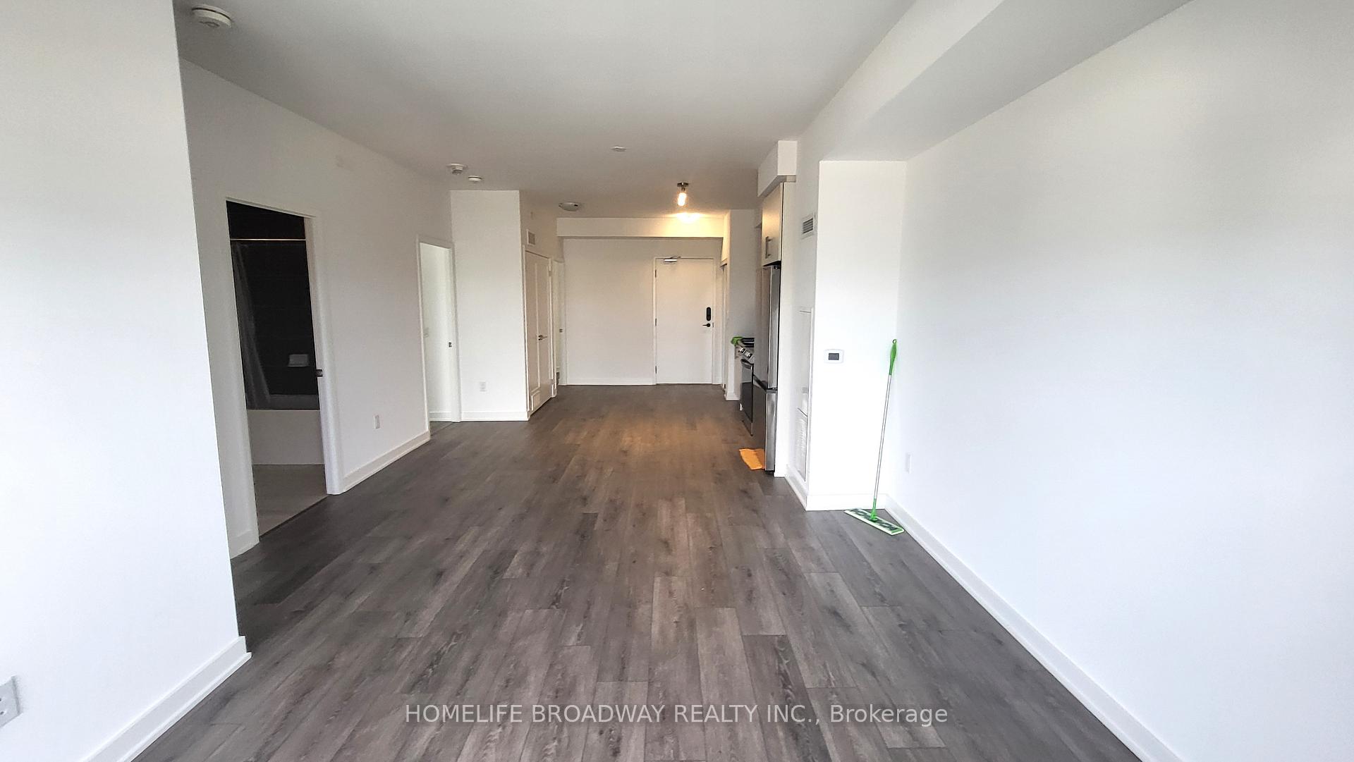Photo 7 of Unit 1403, 95 Oneida Crescent, Richmond Hill, Langstaff — HOMEH