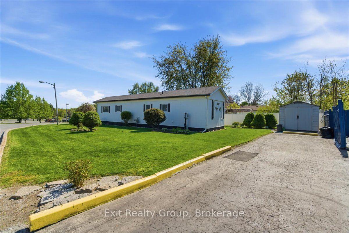 Photo 37 of 5 Chapel Boulevard, Quinte West, Sidney Ward — HOMEH