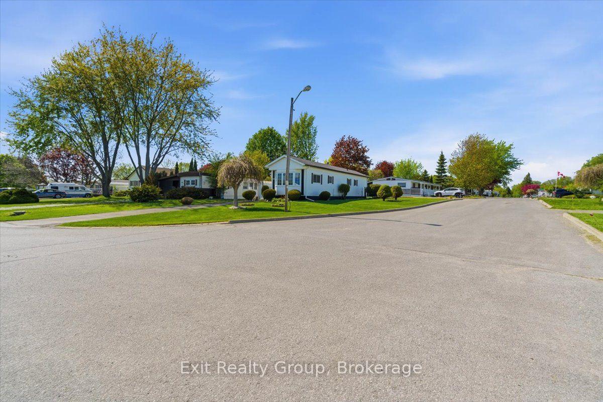 Photo 39 of 5 Chapel Boulevard, Quinte West, Sidney Ward — HOMEH