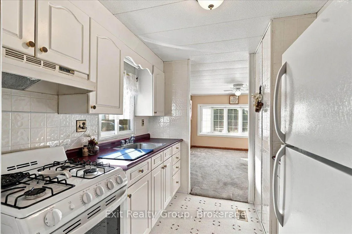 Photo 12 of 5 Chapel Boulevard, Quinte West, Sidney Ward — HOMEH