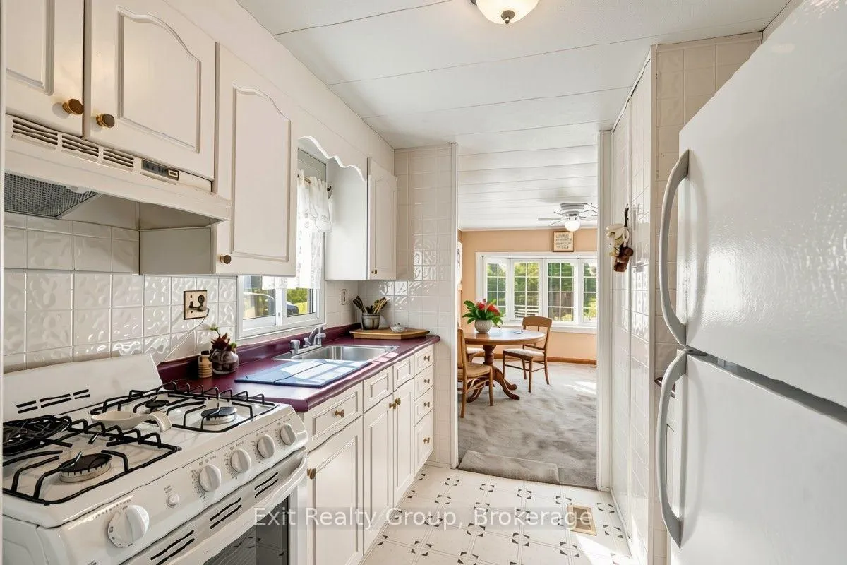 Photo 13 of 5 Chapel Boulevard, Quinte West, Sidney Ward — HOMEH