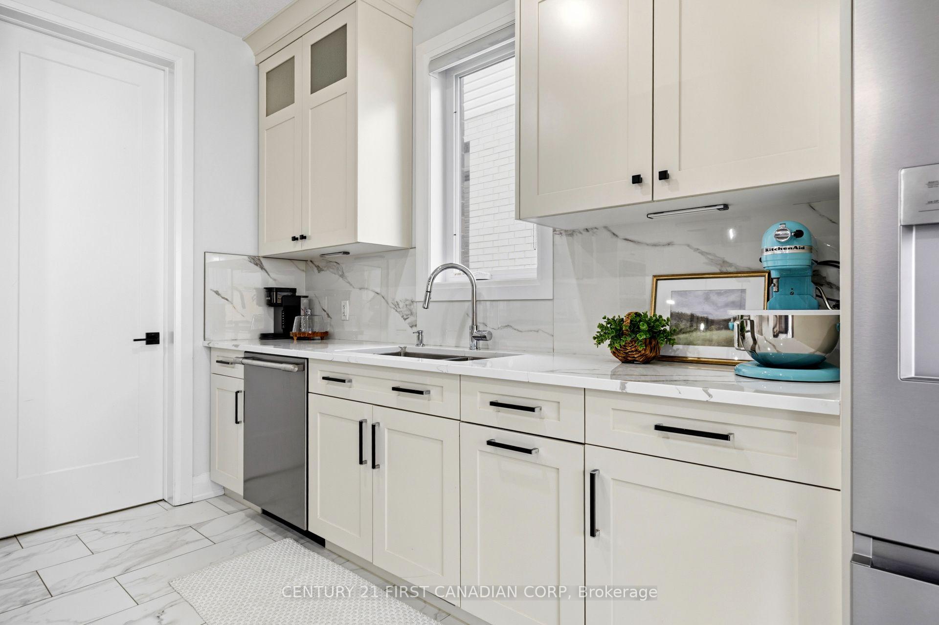 Photo 15 of 1909 Boardwalk Way, London, South B — HOMEH