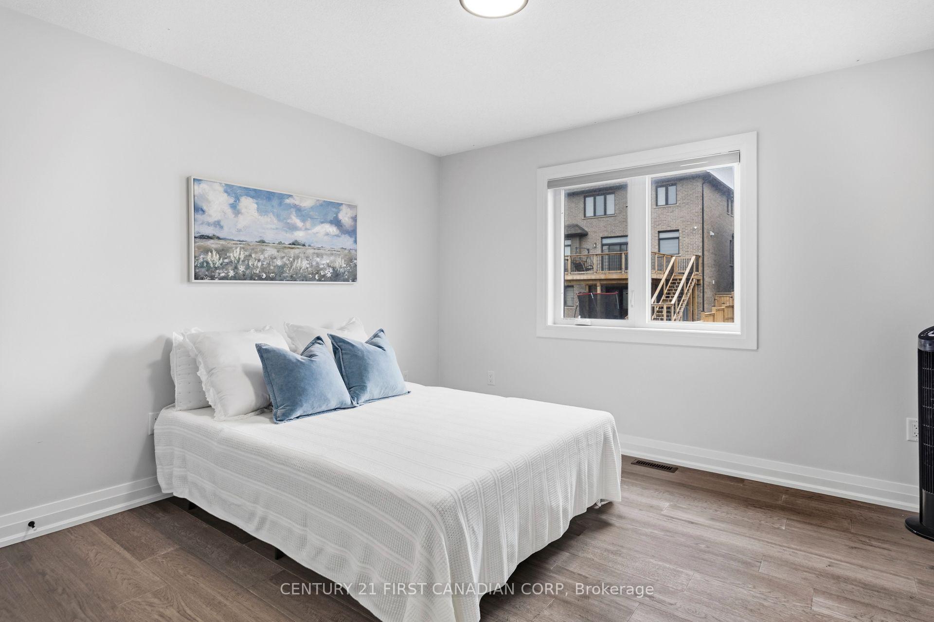 Photo 31 of 1909 Boardwalk Way, London, South B — HOMEH