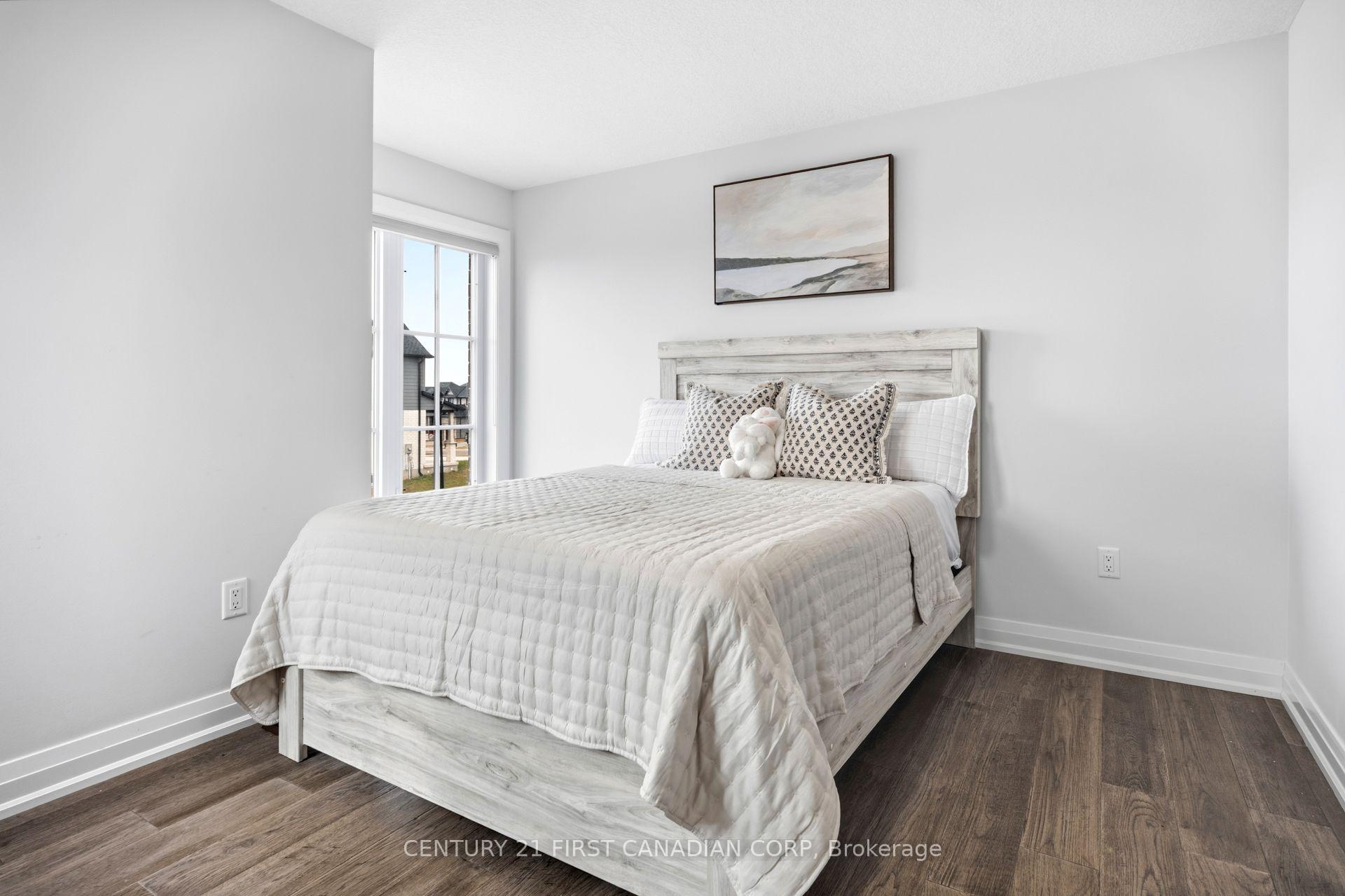 Photo 35 of 1909 Boardwalk Way, London, South B — HOMEH