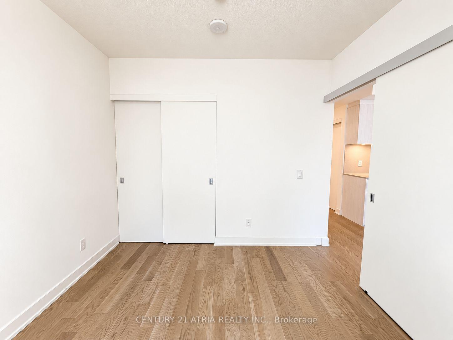 Photo 13 of Unit 407, 25 Richmond Street, Toronto, Church-Yonge Corridor — HOMEH