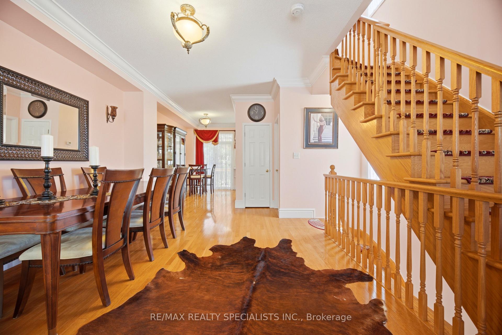 Photo 11 of Unit 1, 3071 Treadwells Drive, Mississauga, Applewood — HOMEH