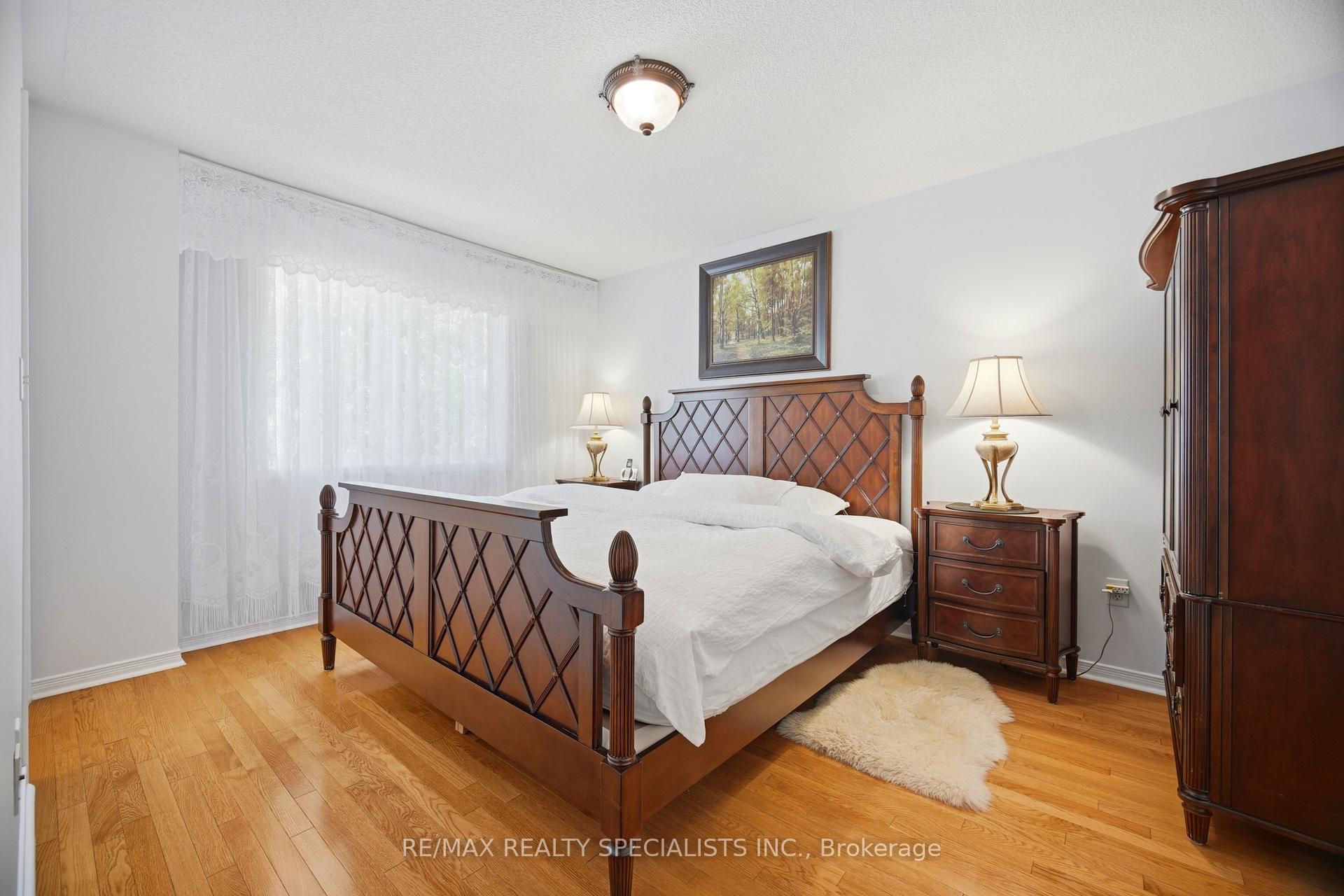 Photo 22 of Unit 1, 3071 Treadwells Drive, Mississauga, Applewood — HOMEH