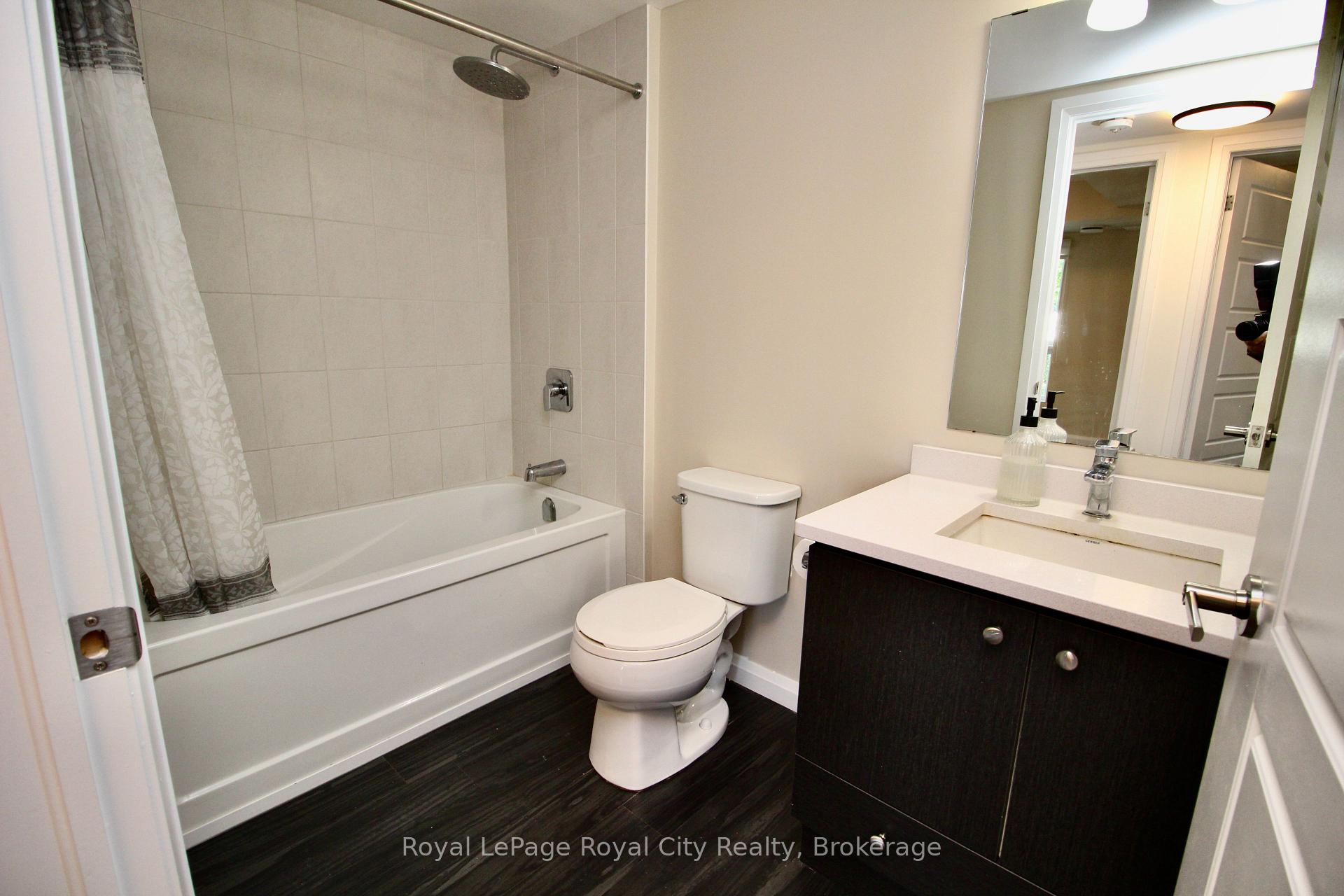 Photo 17 of 17 Kay Crescent, Guelph, Pineridge/Westminster Woods — HOMEH