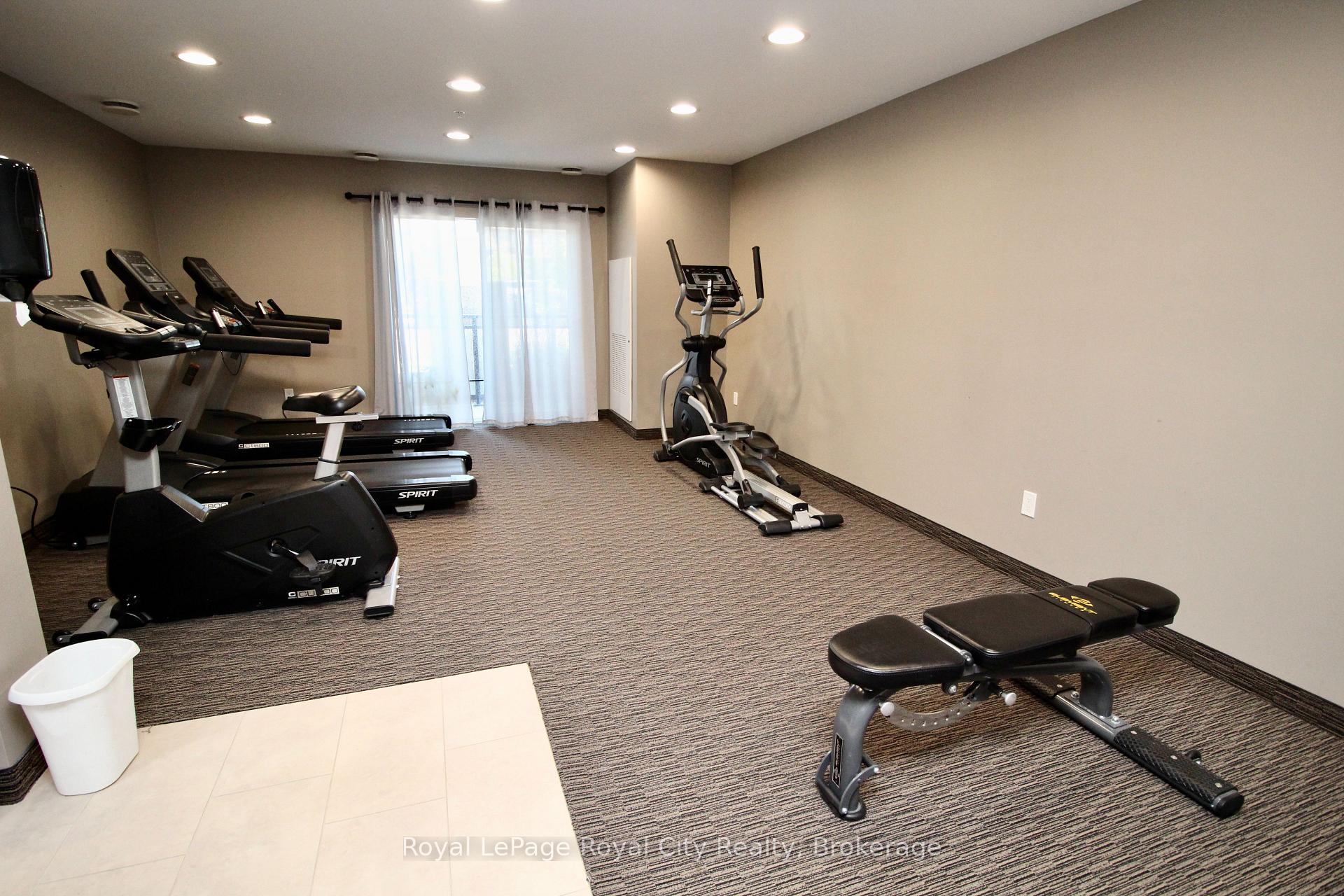 Photo 20 of 17 Kay Crescent, Guelph, Pineridge/Westminster Woods — HOMEH