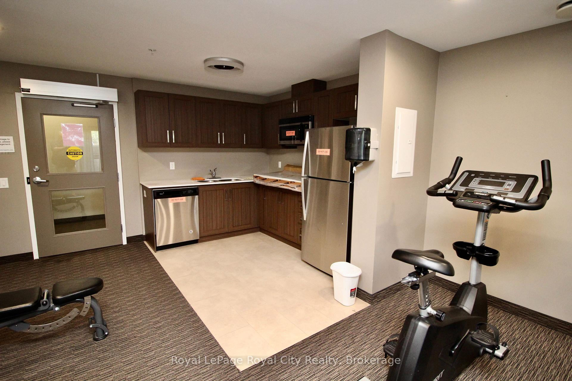 Photo 22 of 17 Kay Crescent, Guelph, Pineridge/Westminster Woods — HOMEH