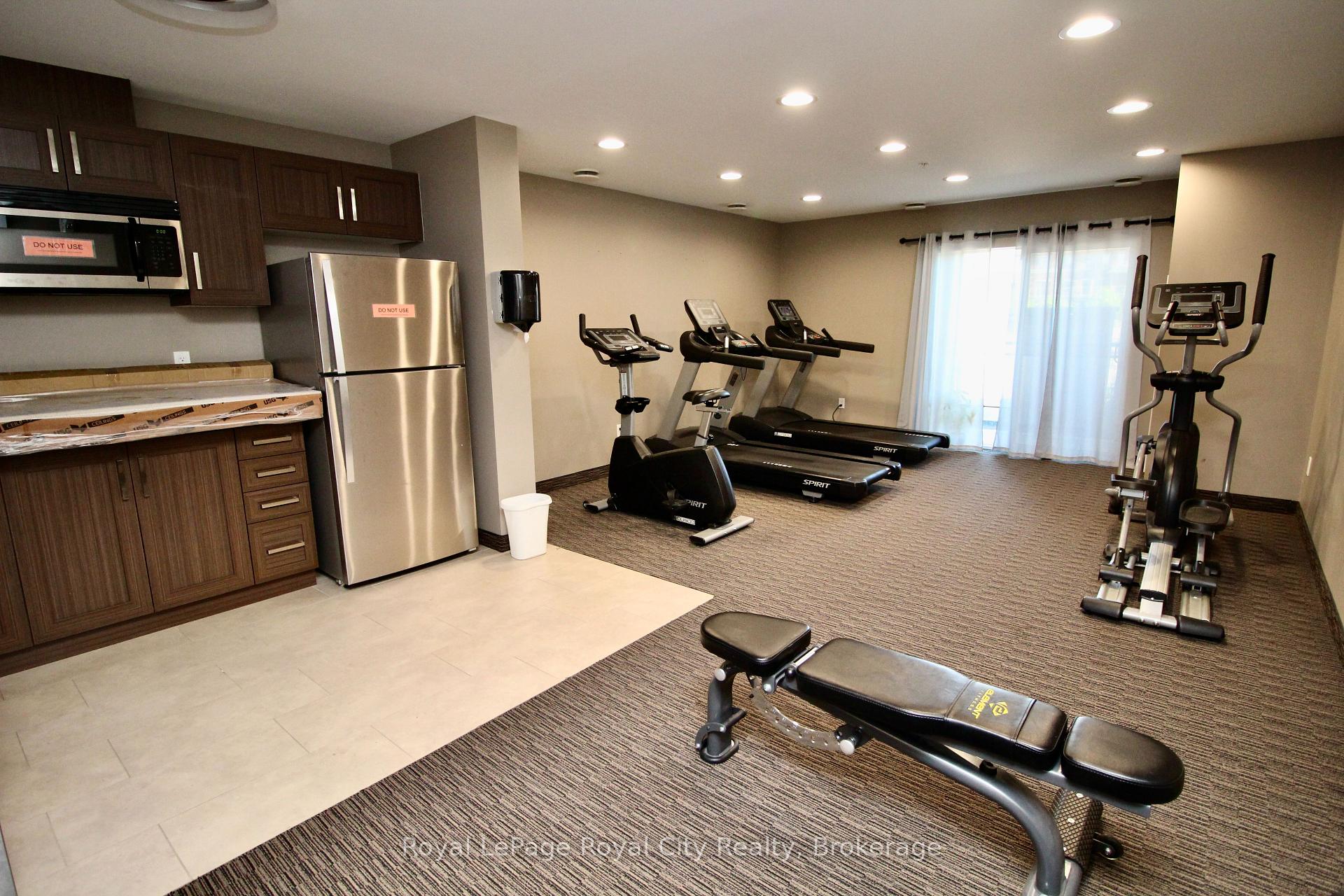 Photo 23 of 17 Kay Crescent, Guelph, Pineridge/Westminster Woods — HOMEH