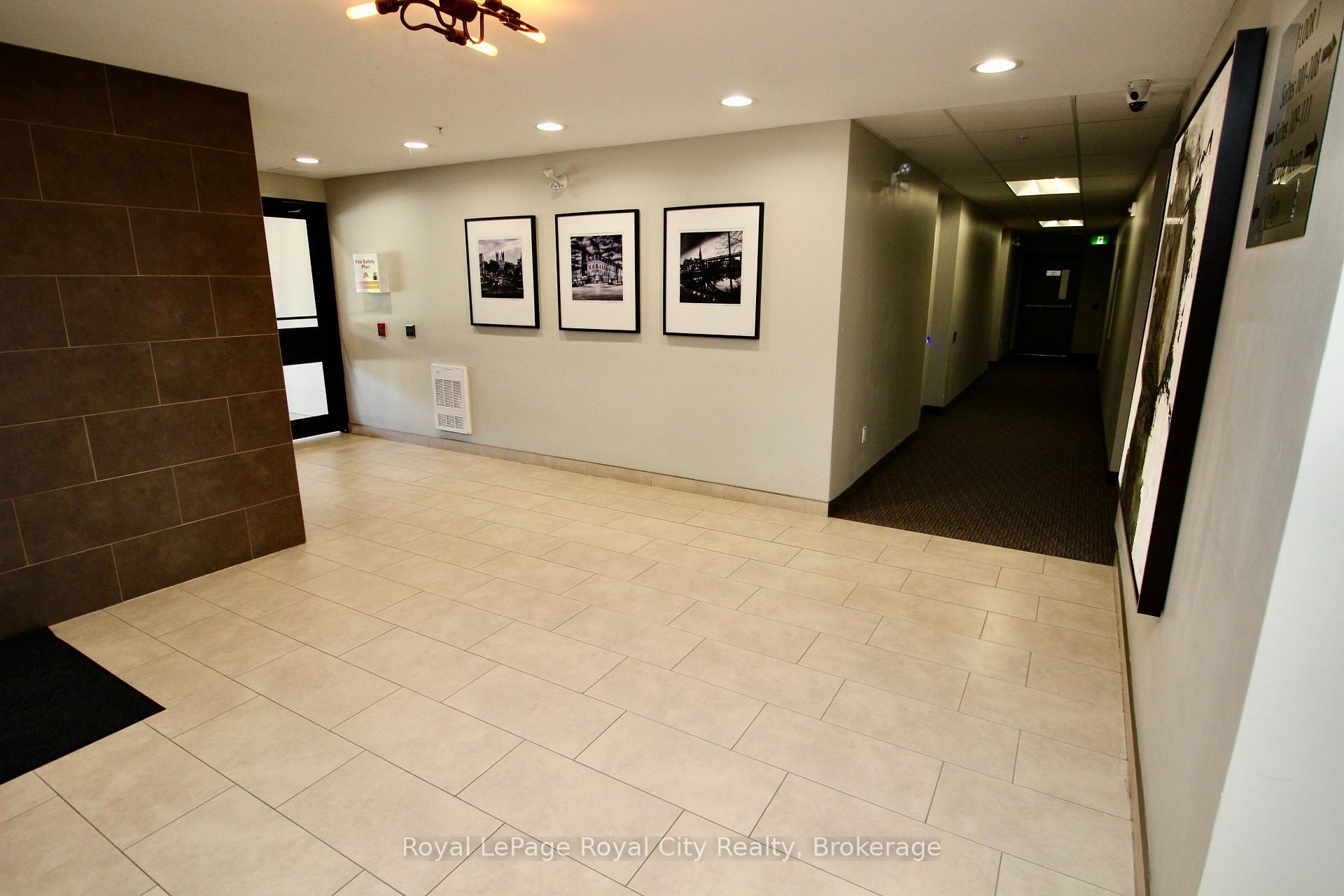 Photo 26 of 17 Kay Crescent, Guelph, Pineridge/Westminster Woods — HOMEH