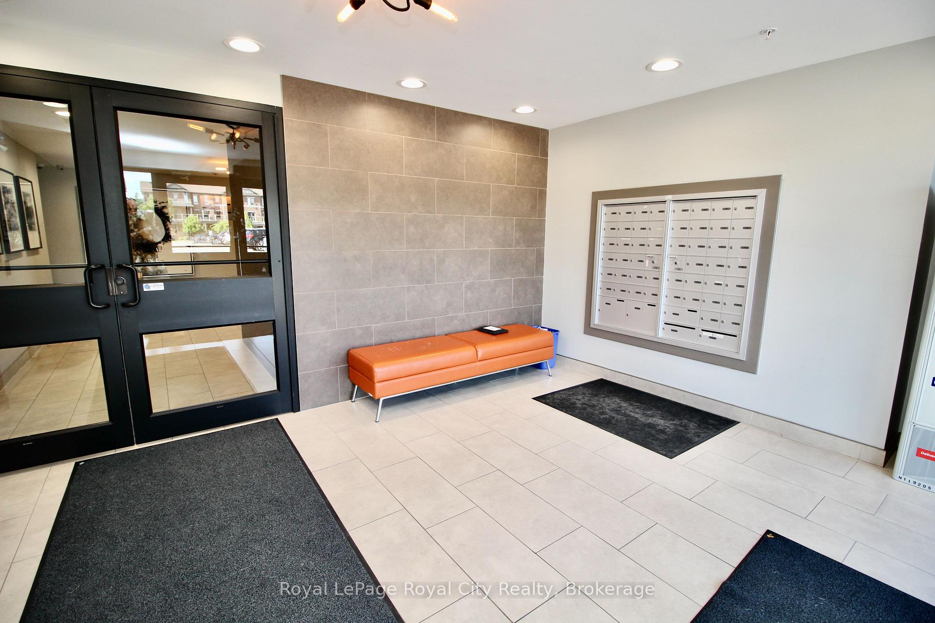 Photo 27 of 17 Kay Crescent, Guelph, Pineridge/Westminster Woods — HOMEH