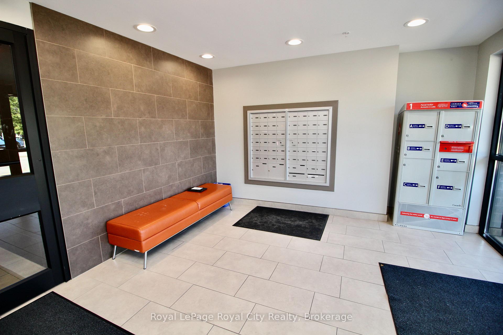 Photo 28 of 17 Kay Crescent, Guelph, Pineridge/Westminster Woods — HOMEH