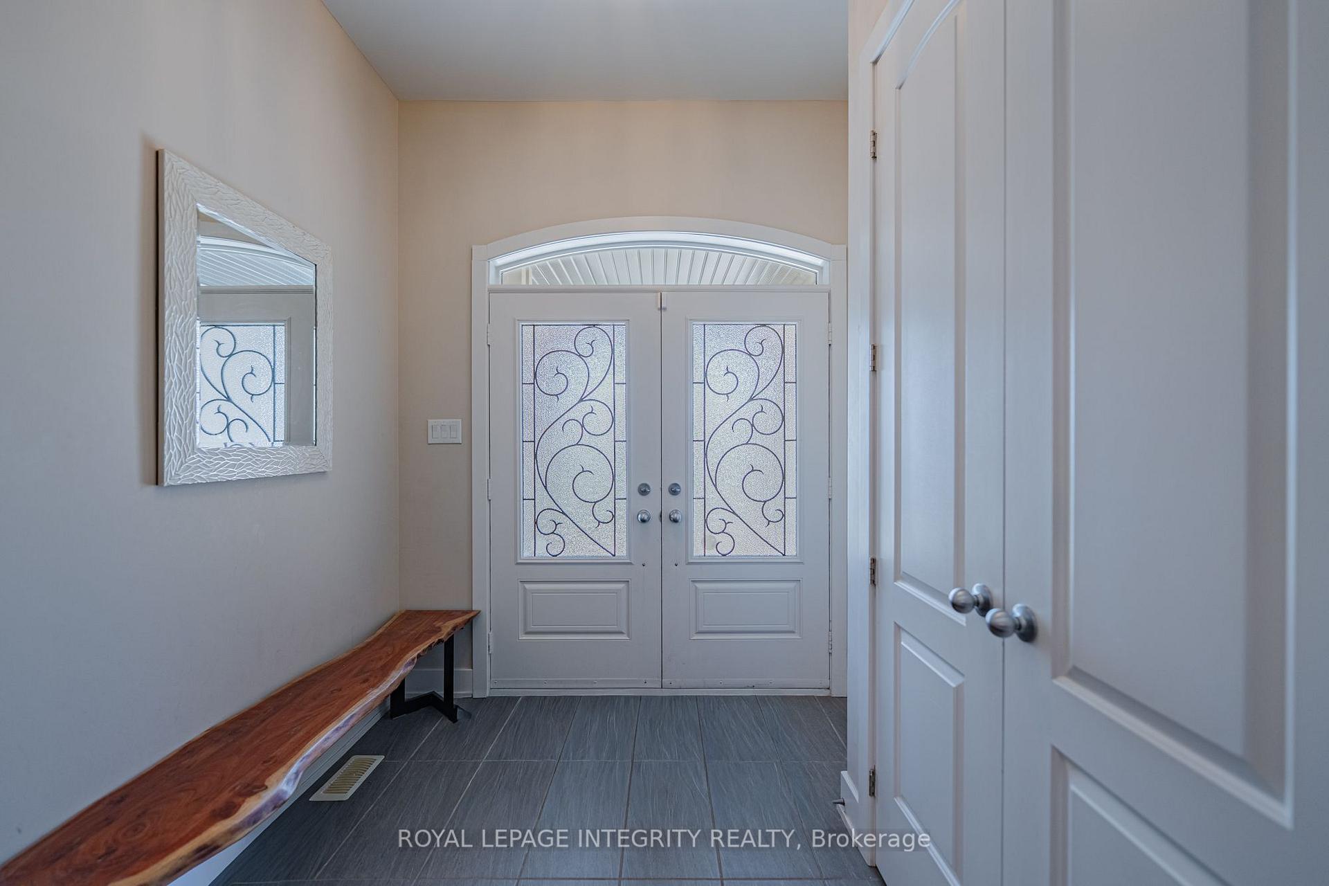 Photo 5 of 176 Escarpment Crescent, Ottawa, Kanata - Kanata Lakes/Heritage Hills — HOMEH