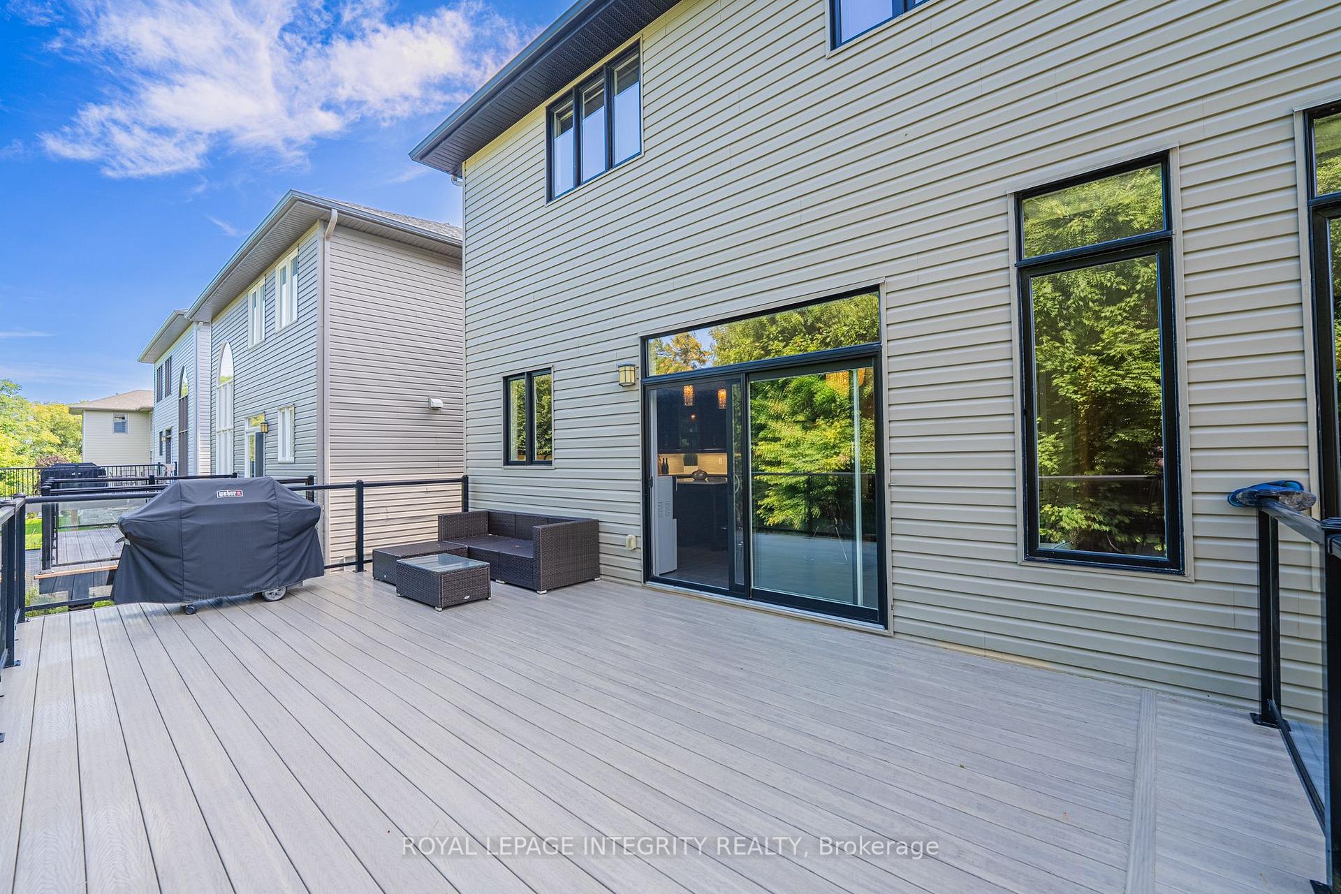 Photo 22 of 176 Escarpment Crescent, Ottawa, Kanata - Kanata Lakes/Heritage Hills — HOMEH