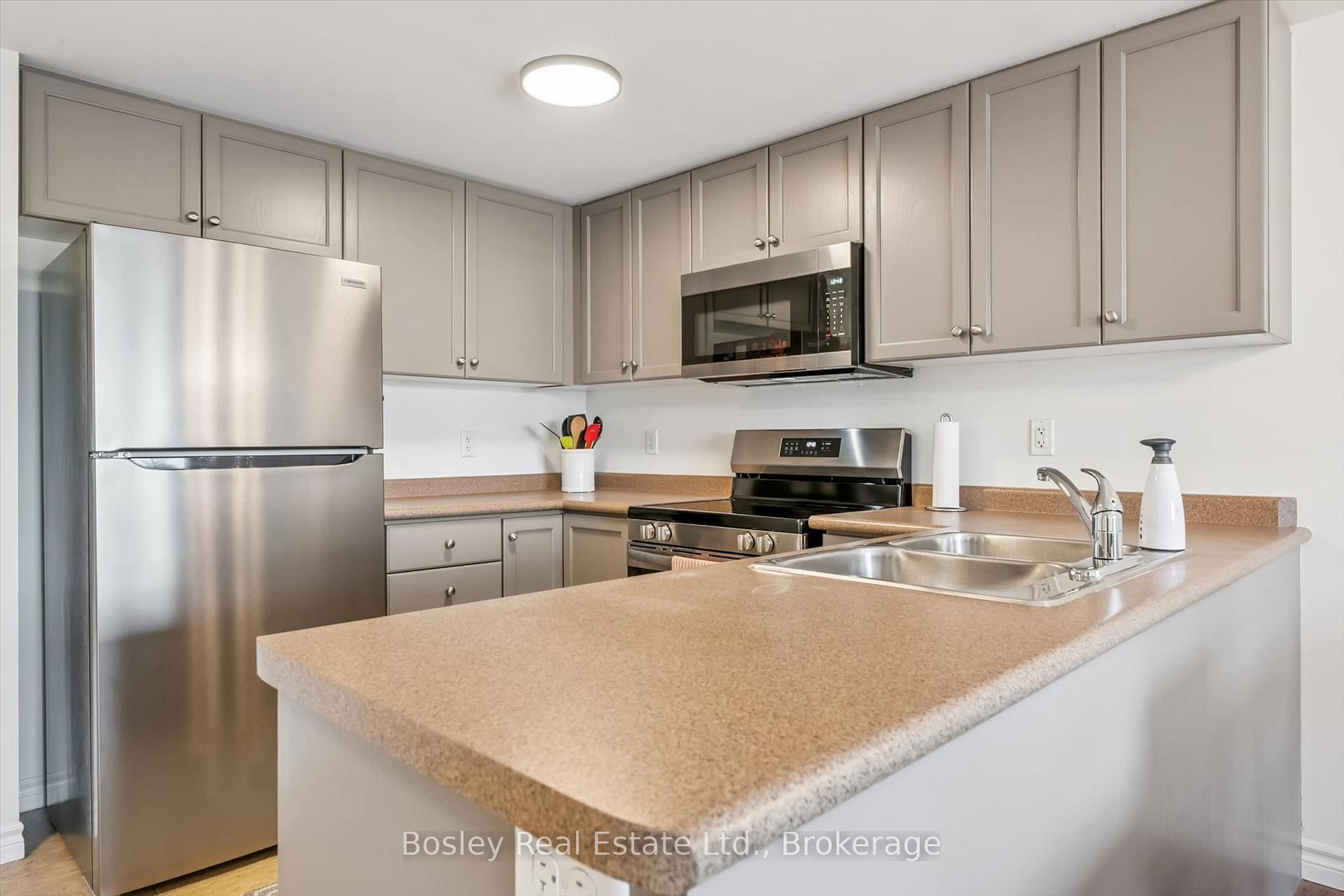 Photo 5 of Unit 214, 19 Waterford Drive, Guelph, Pineridge/Westminster Woods — HOMEH