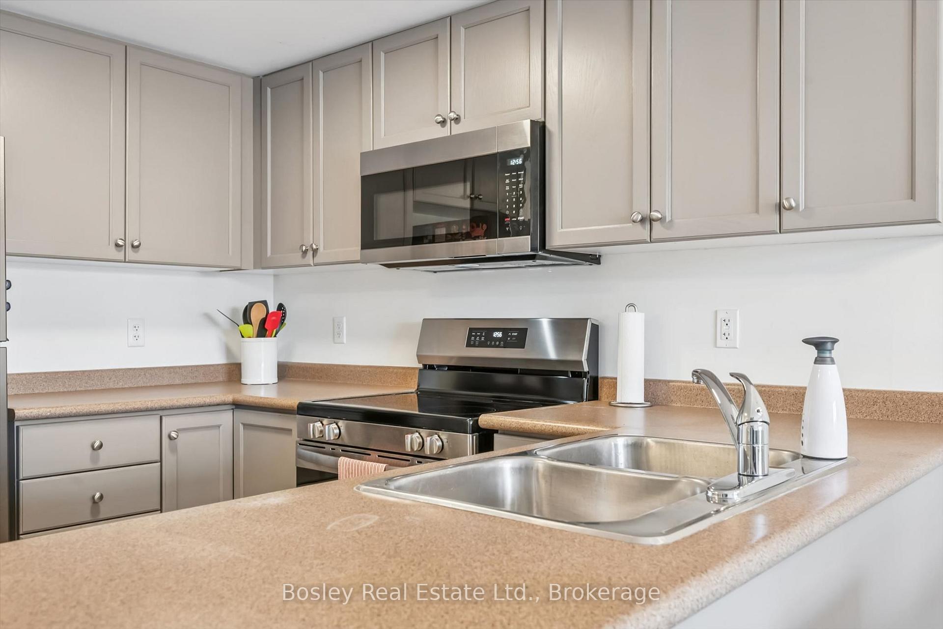 Photo 6 of Unit 214, 19 Waterford Drive, Guelph, Pineridge/Westminster Woods — HOMEH